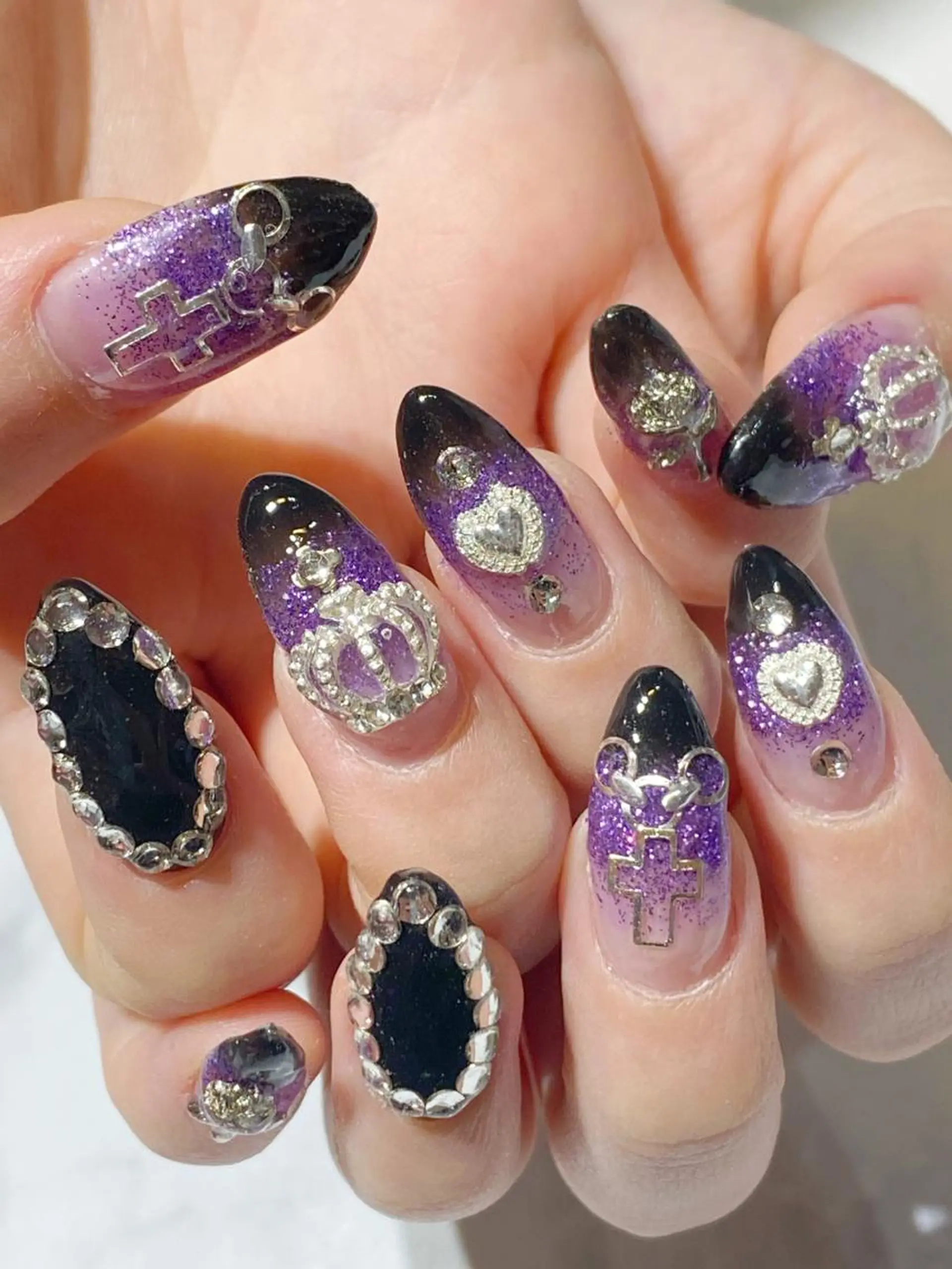 ネイル ハンドネイル YUN 💅のネイルデザイン