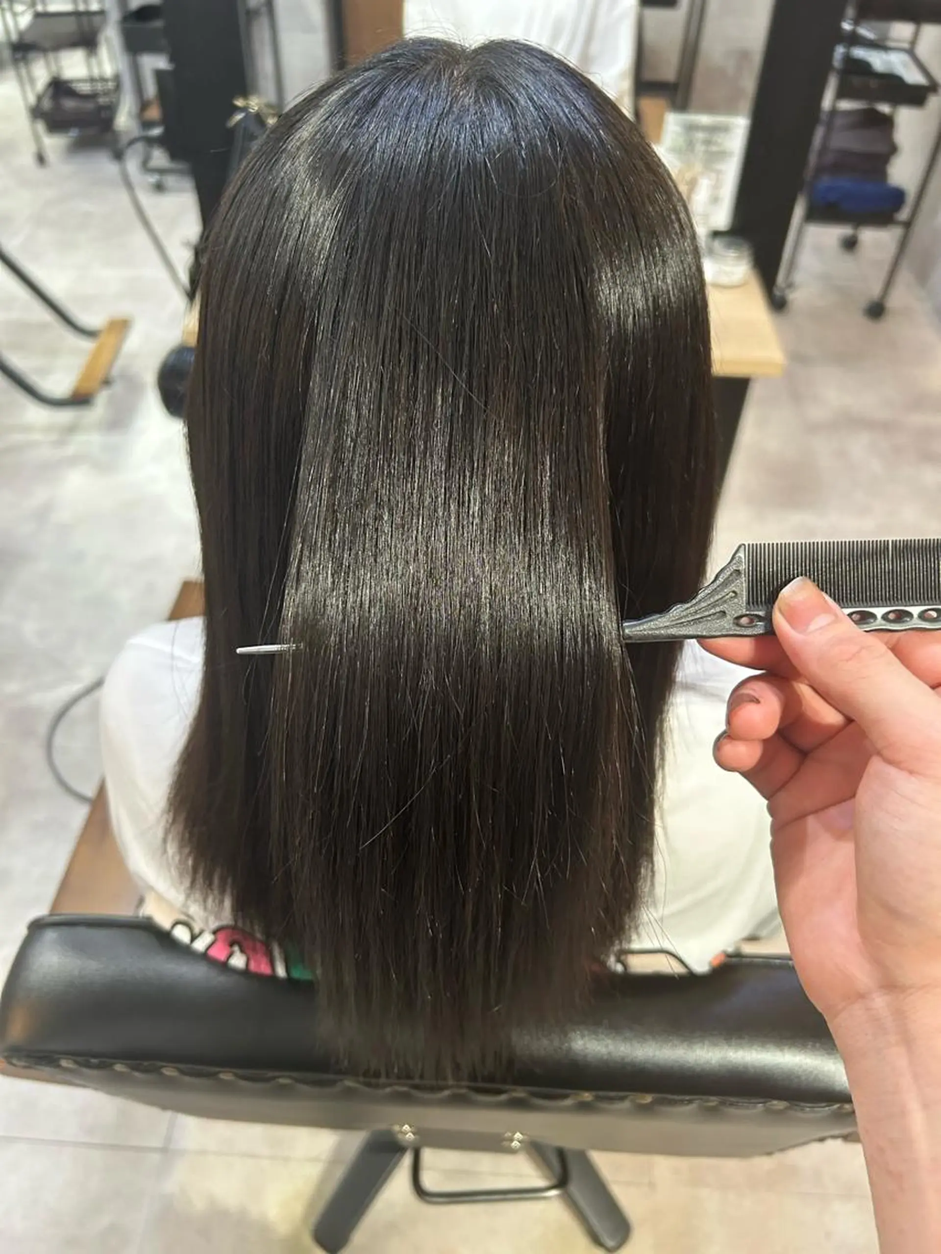 ミディアム 💙まこと💙艶 カラー(Rico)のヘアスタイル