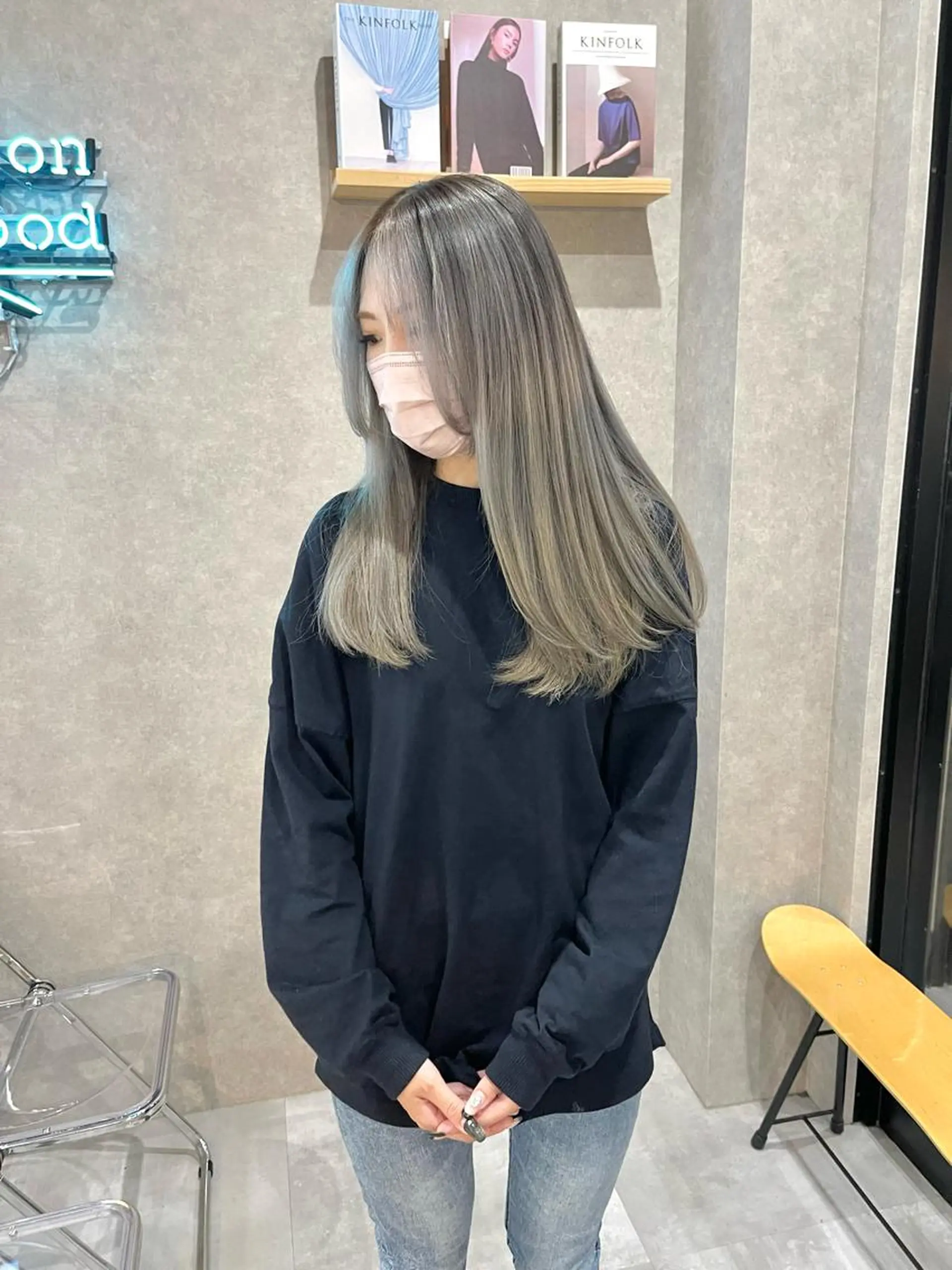 セミロング カラー カット ヘアカラー トリートメント 一ノ瀬 暁のヘアスタイル