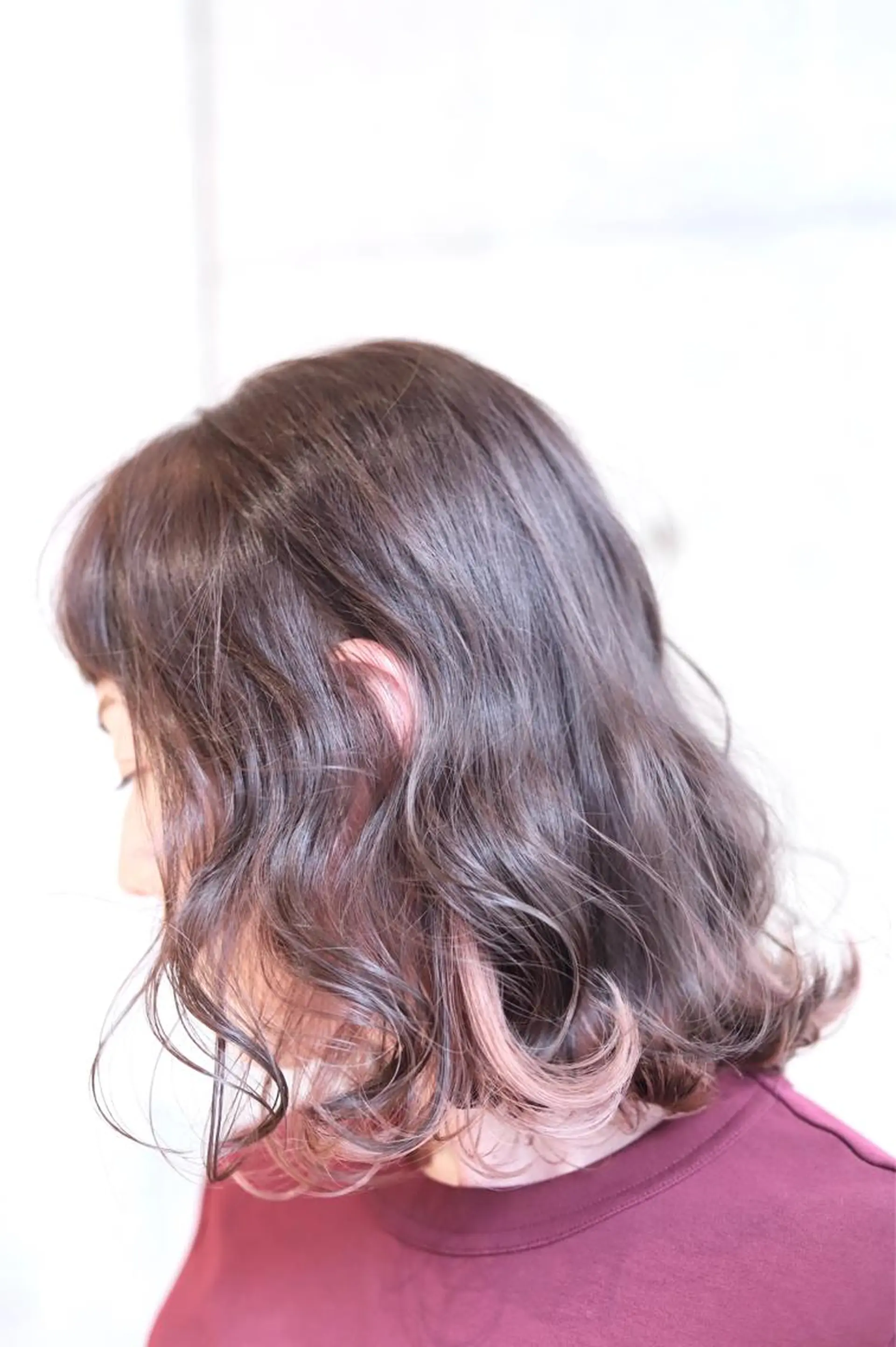 ミディアム カラー ブリーチ グレージュ インナーカラー ラベンダーカラー ラベンダーピンク カット ヘアカラー トリートメント ヘアセット アドミラルYoshi oのヘアスタイル