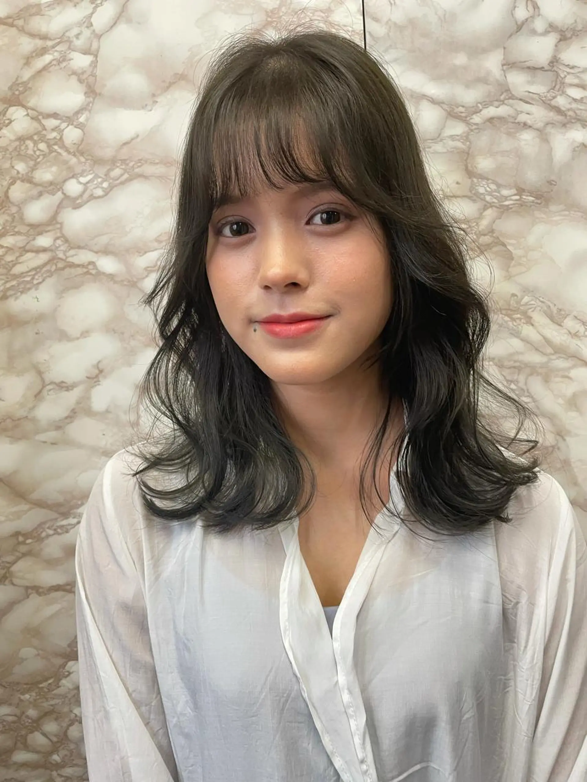 ミディアム カラー 極上の艶髪 RINAのヘアスタイル