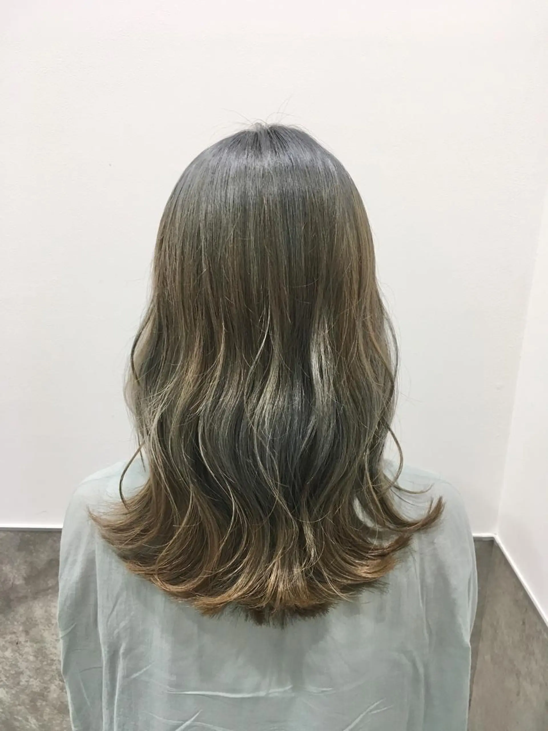 セミロング カラー ベージュカラー ヘアカラー トリートメント ヘアセット yoshi ☆のヘアスタイル