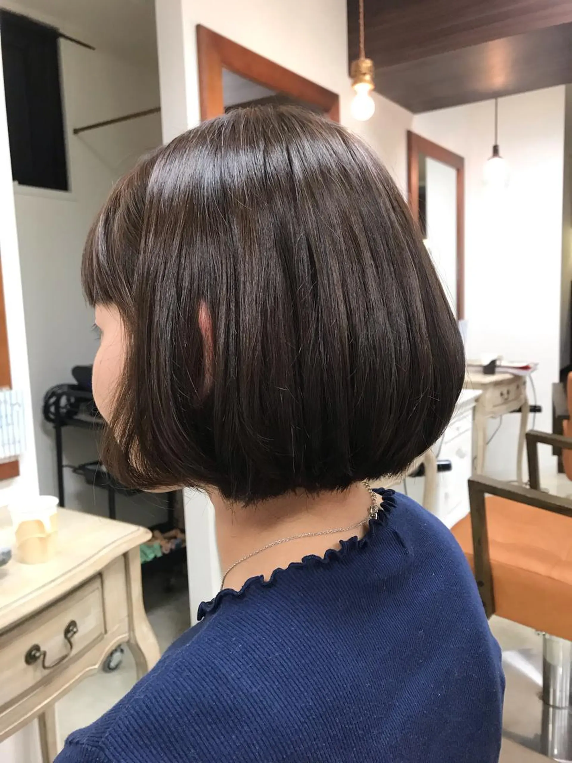 ショート カラー ショートボブ アッシュ ベージュカラー ボブ ショートヘア 本多結香/レイヤー /ハイライトカラーのヘアスタイル