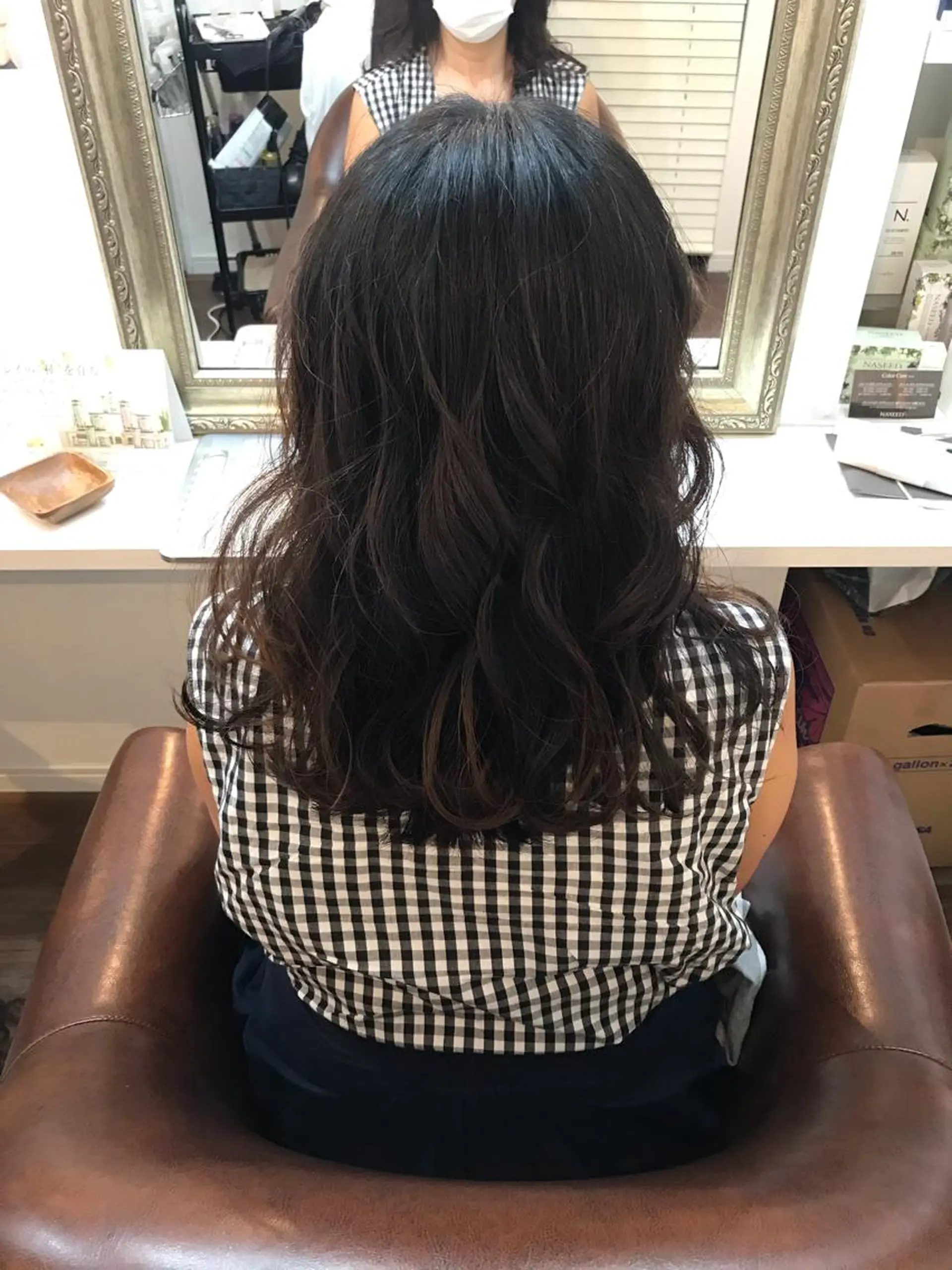 セミロング カット ヘアカラー 🌈elua yukaのヘアスタイル