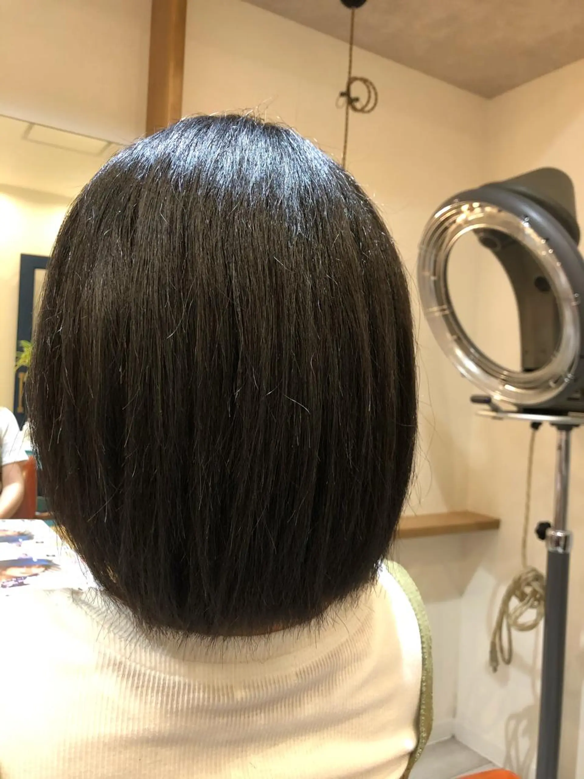 ミディアム レイヤーカット Lian山田 駿のヘアスタイル