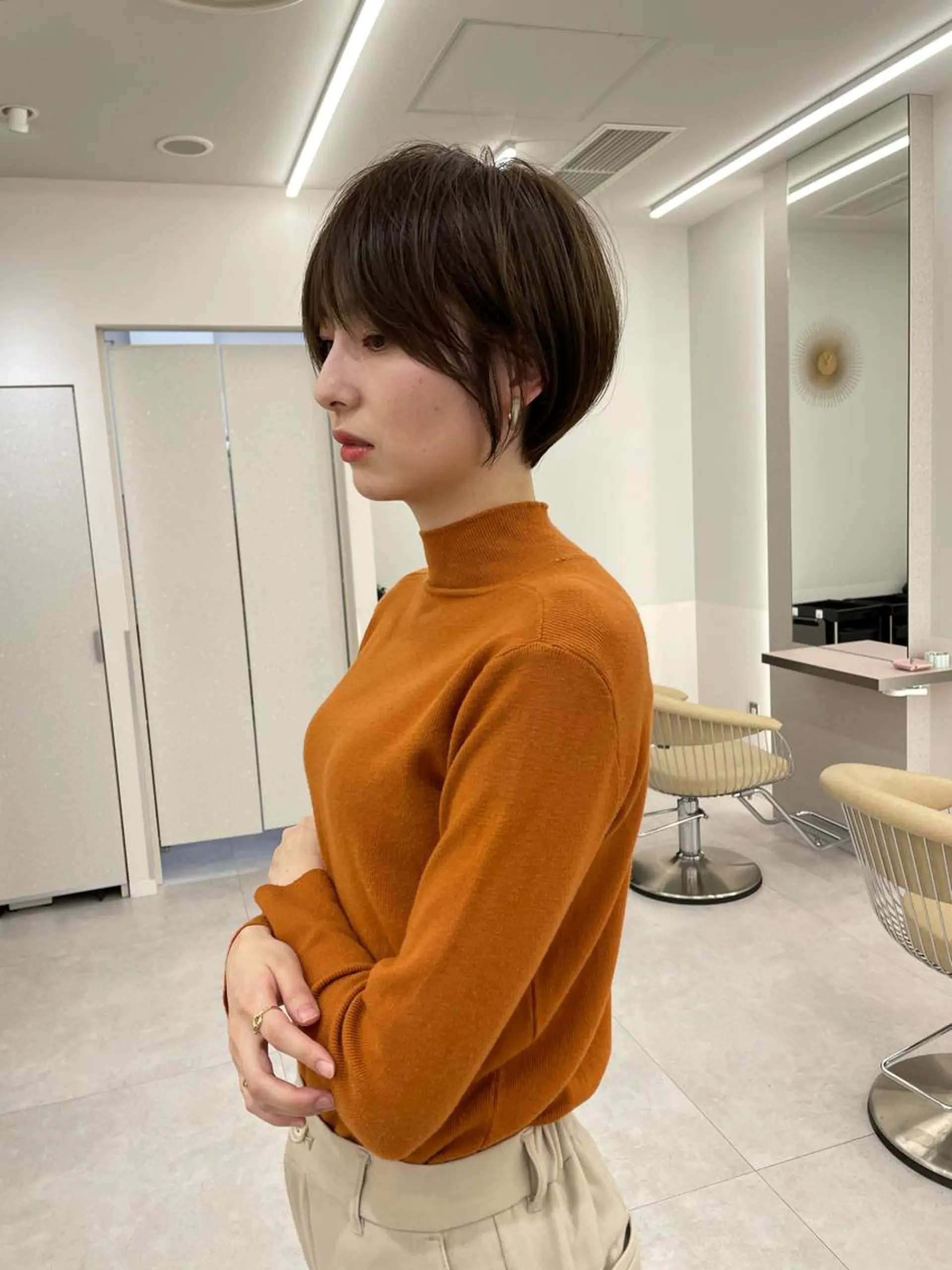 ショート カラー ショートボブ ショートレイヤー ハンサムショート 丸みショート ボブ カット 縮毛矯正 トリートメント ヘッドスパ 木原良 (キハラ リョウ)のヘアスタイル