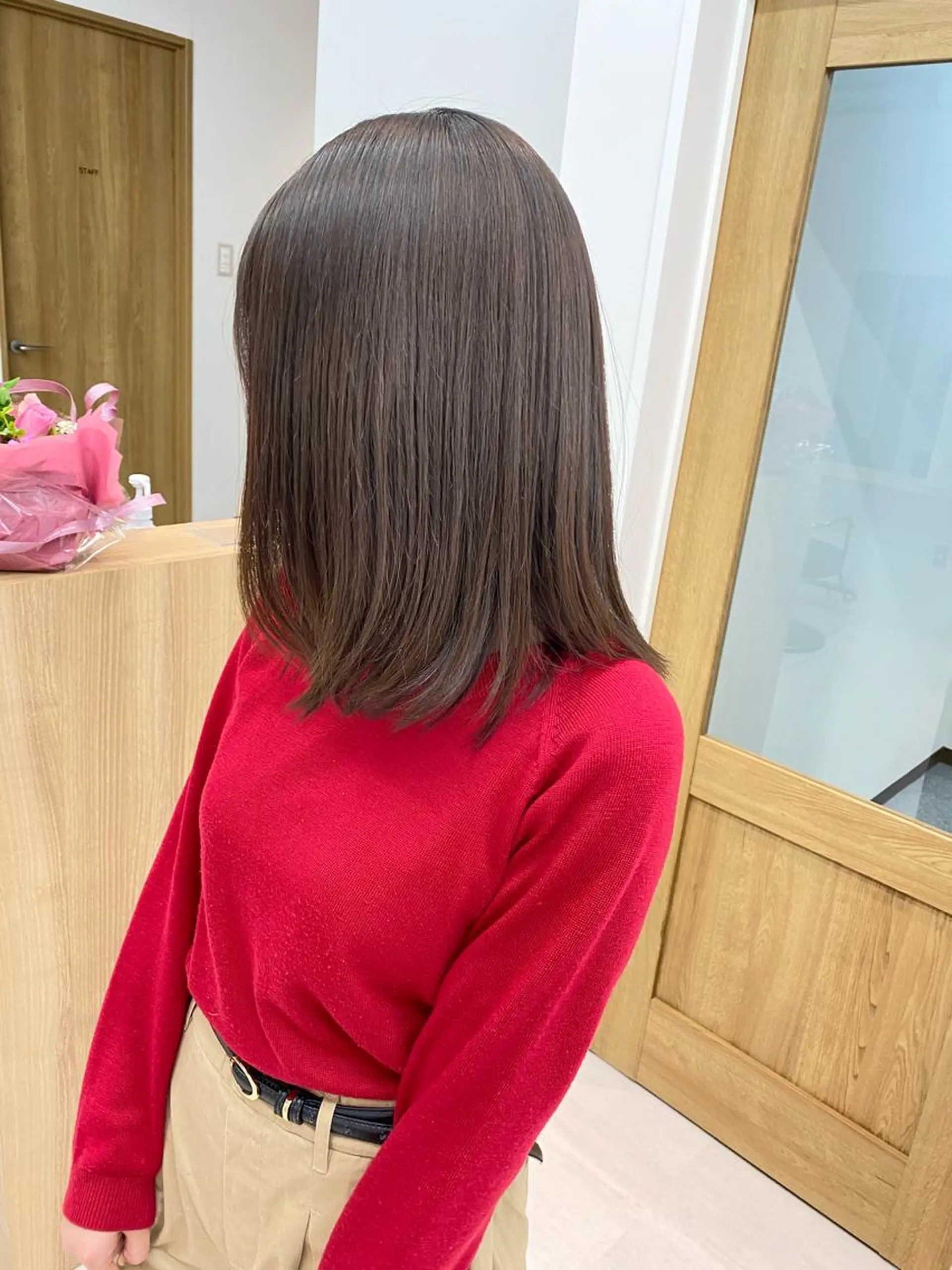 ミディアム カラー ベージュカラー lar 立川南口所属・レイヤーボブ/ボブ 仲川和人のヘアスタイル