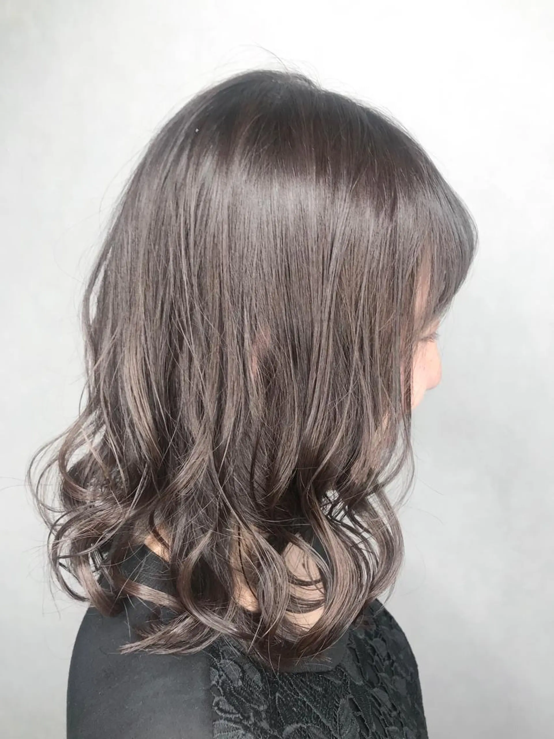 ミディアム カラー パーマ 外国人風カラー ヘアカラー トリートメント 🫧代表/新宿駅近/ 限定価格🫧田辺貴裕のヘアスタイル