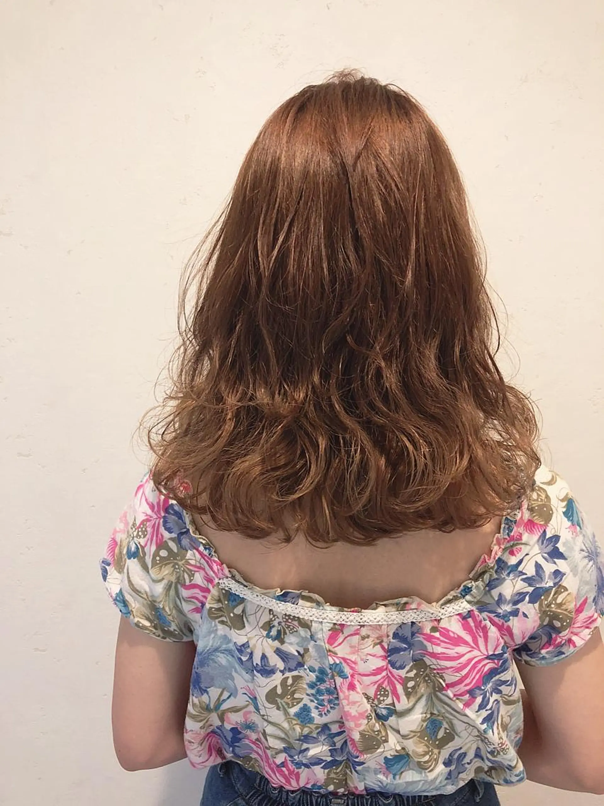 ミディアム 伊藤 さやかのヘアスタイル