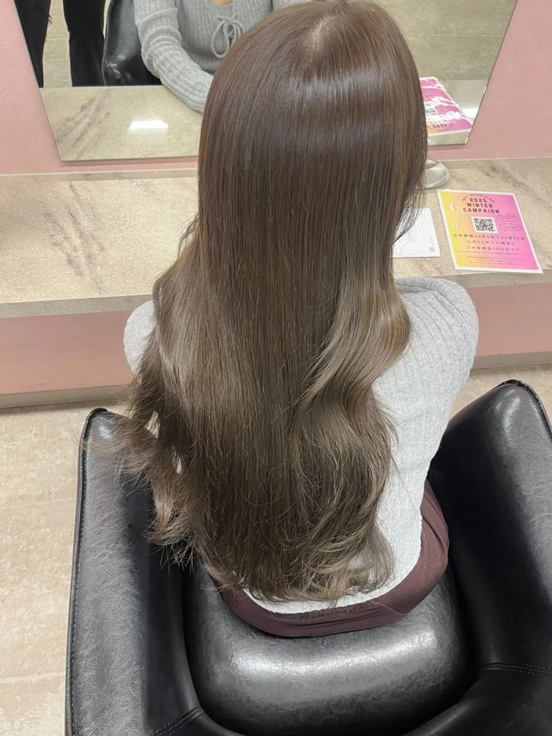 セミロング ヘアカラー MATTY rioのヘアスタイル