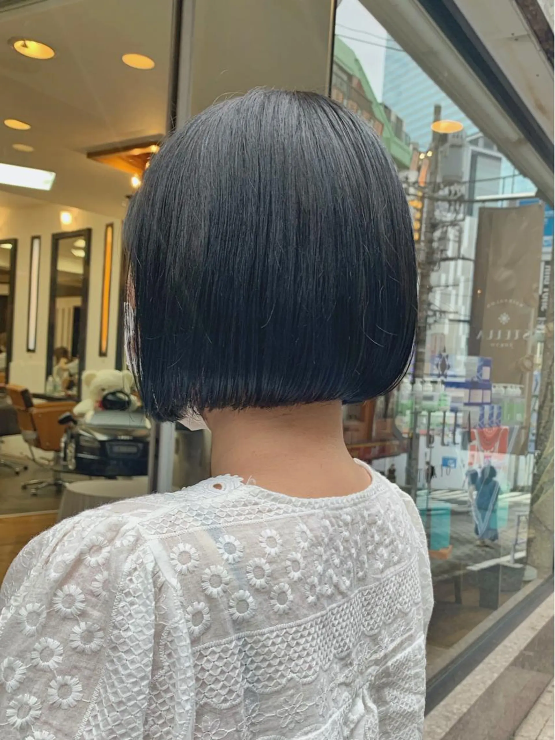 ショート カラー ブルーカラー ブルージュ カット ヘアカラー トリートメント 矢野 晃平のヘアスタイル