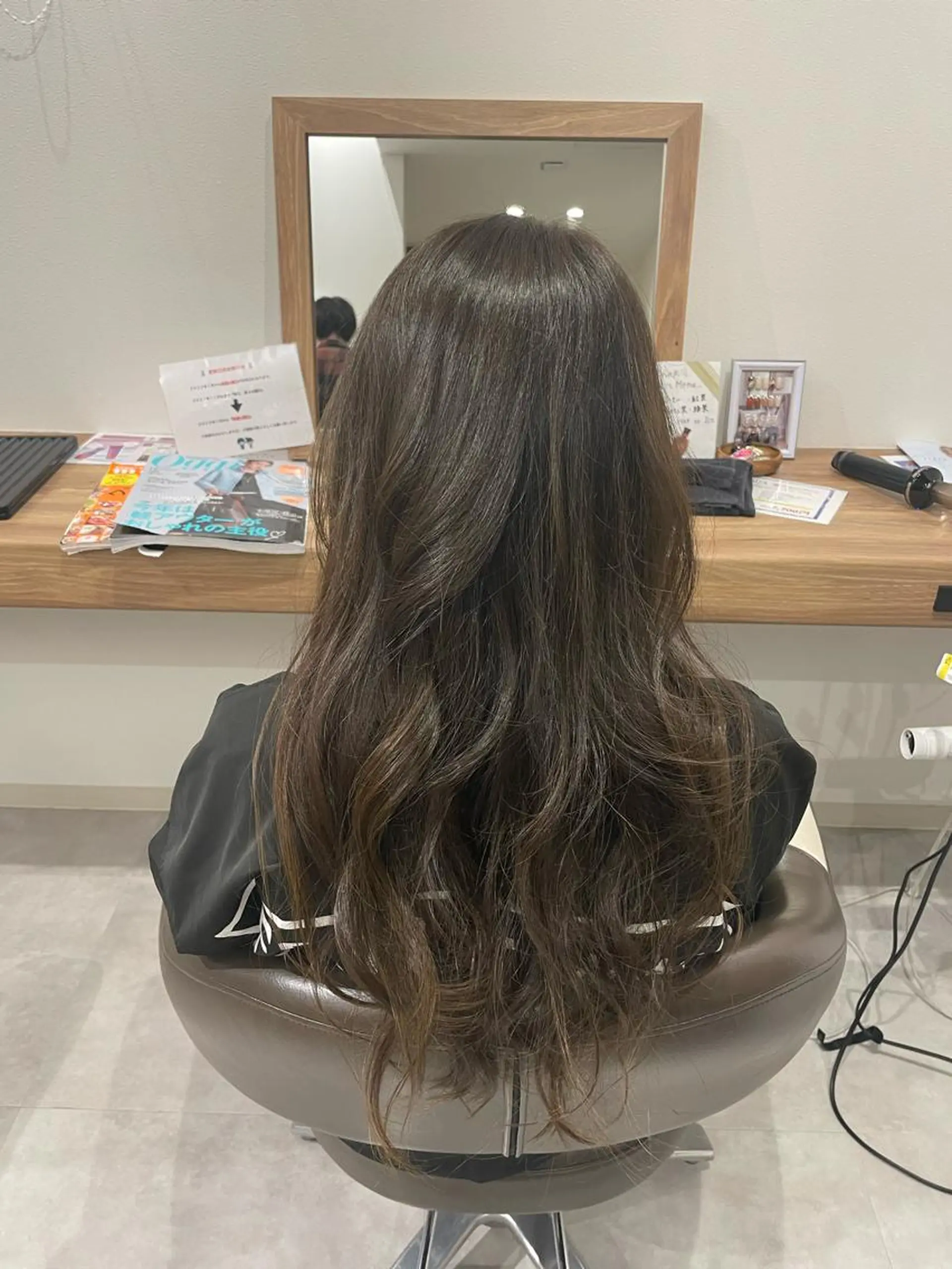 ロング カラー 山越 美裕樹のヘアスタイル