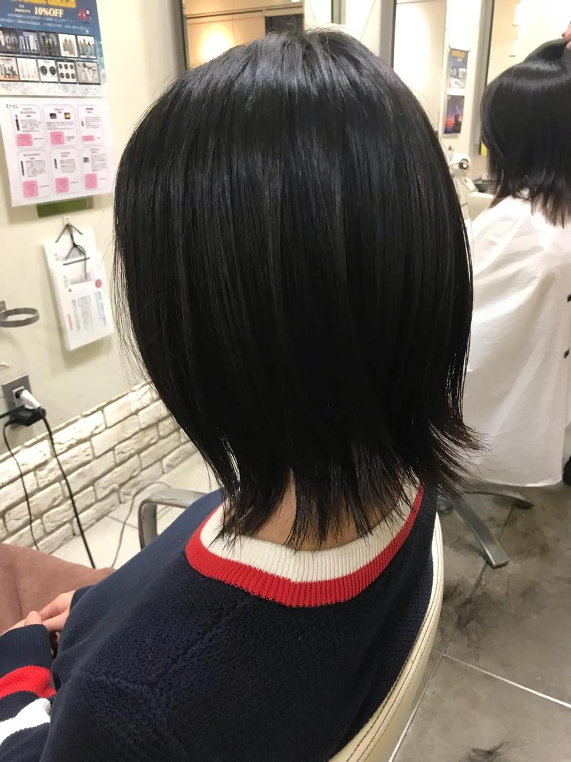 ミディアム くびれヘア 外ハネヘア 中野 健人のヘアスタイル