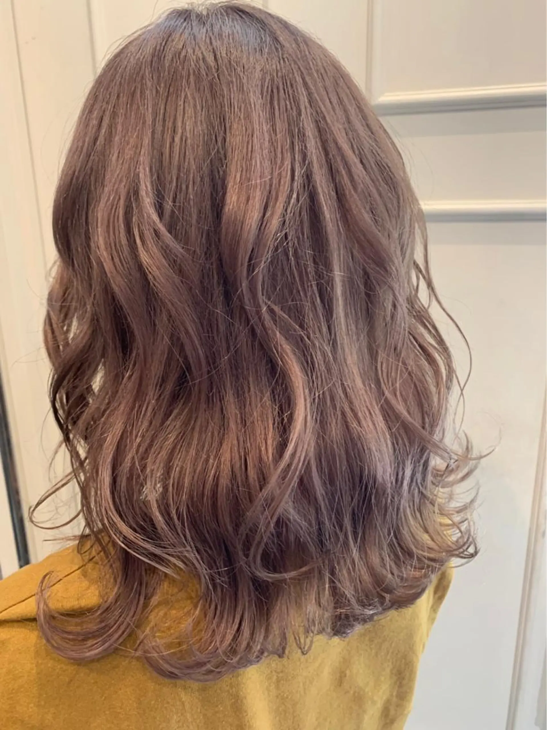 ミディアム カラー ベージュカラー ブラウンカラー ミルキーベージュ 🫟Blanco🫟 Color&Careのヘアスタイル