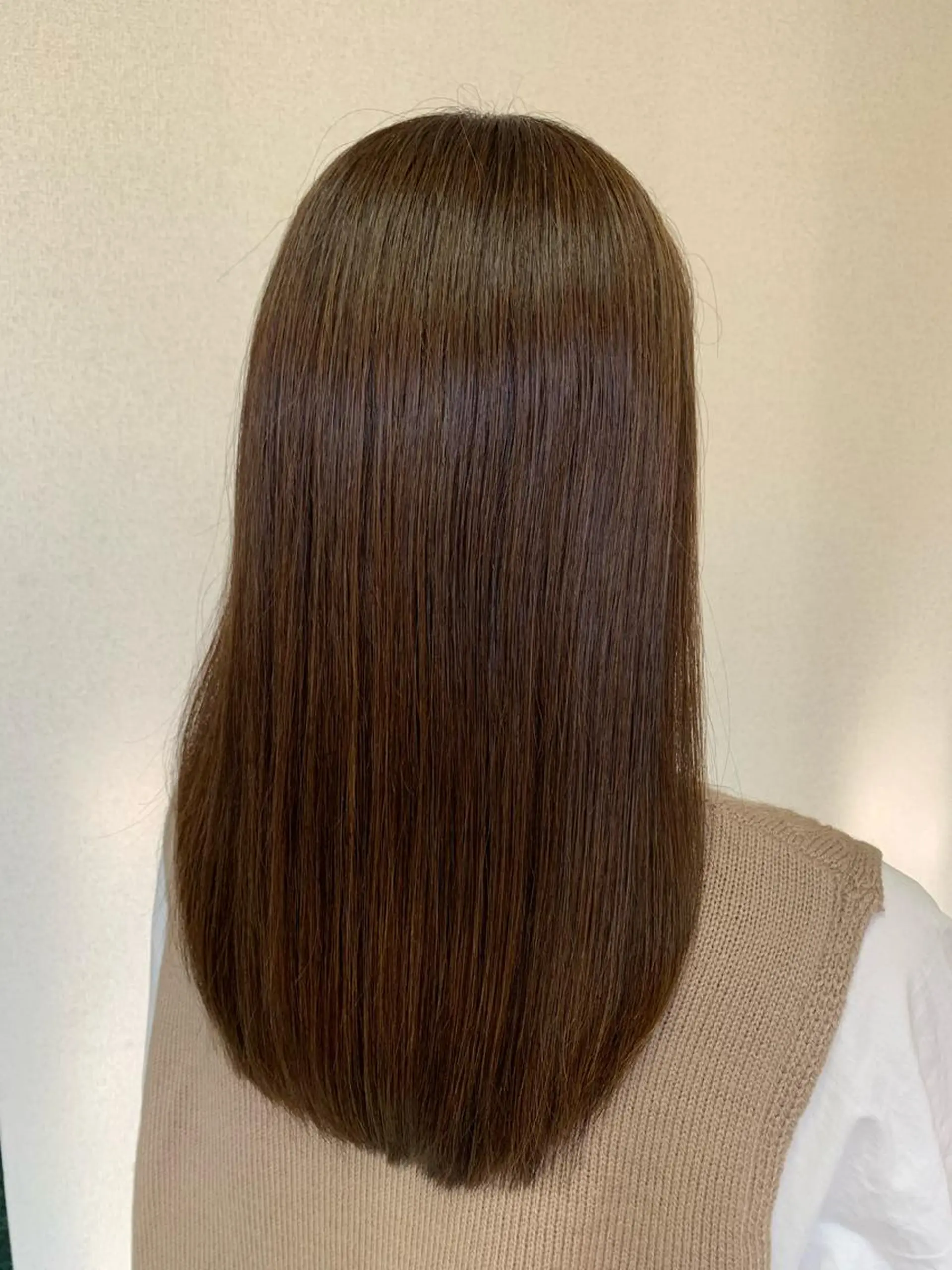 セミロング 髪質改善お任せ ください♪ひとみのヘアスタイル