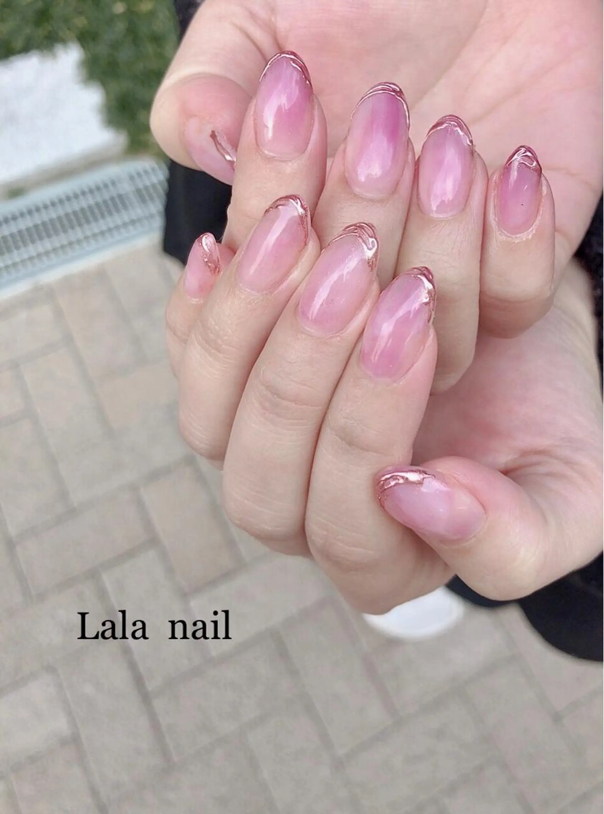 ネイル ミラーネイル ニュアンスネイル 春ネイル Lala nailのネイルデザイン