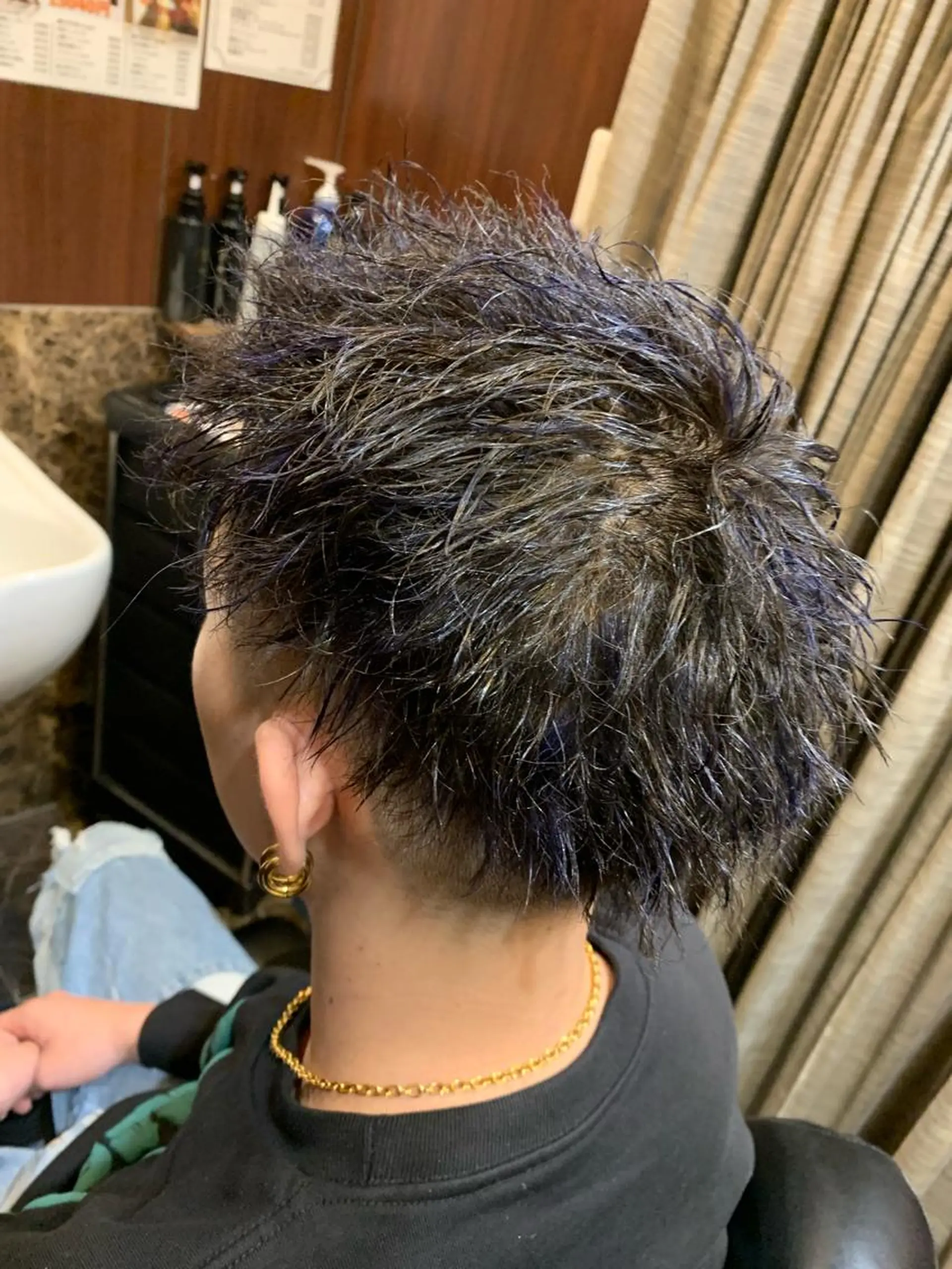 ショート パーマ 羽木 隆徒のヘアスタイル