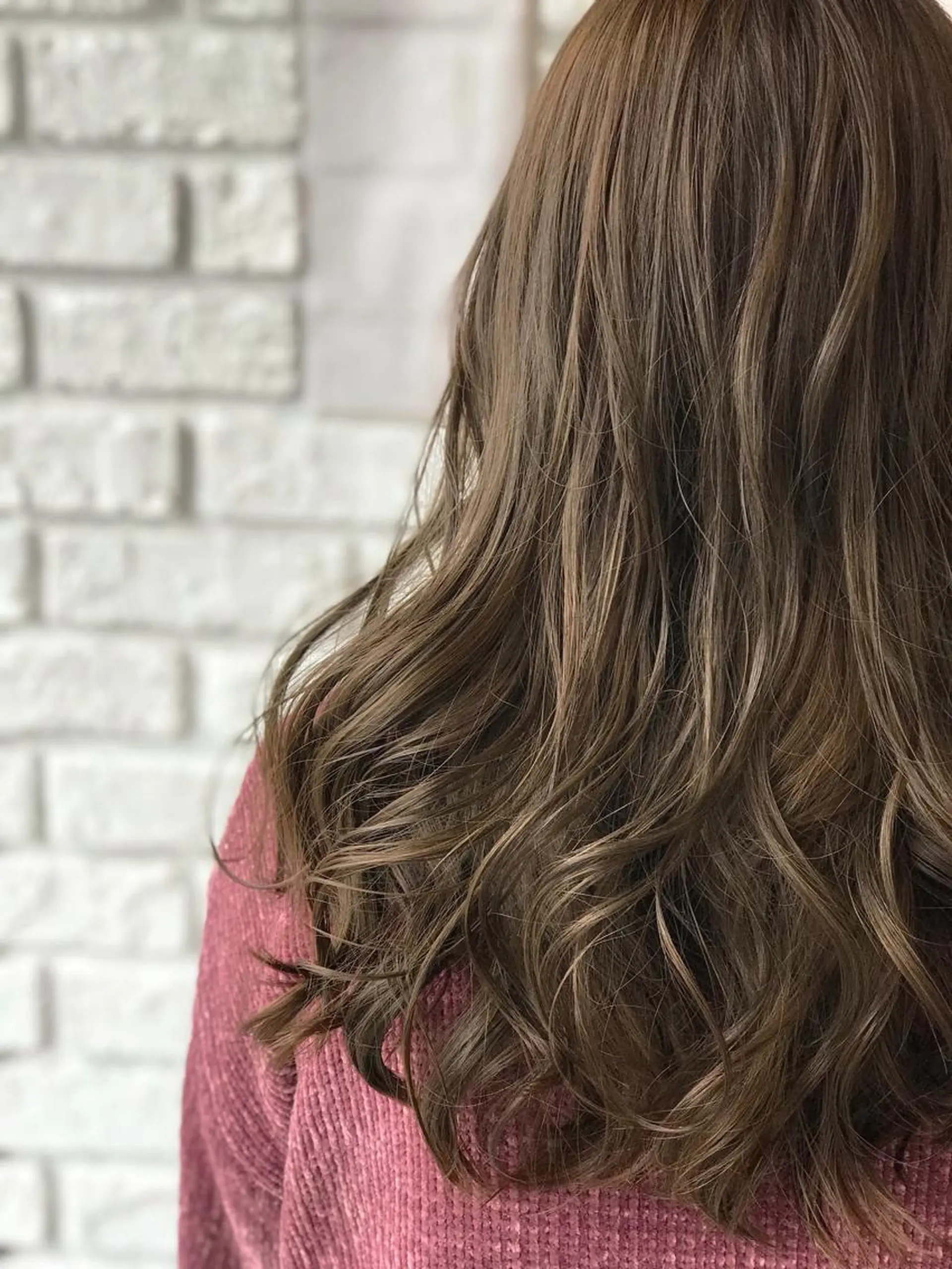 ロング カラー バレイヤージュ ベージュカラー レイヤーカット カット ヘアカラー トリートメント 日比 貴大/ minim hairのヘアスタイル