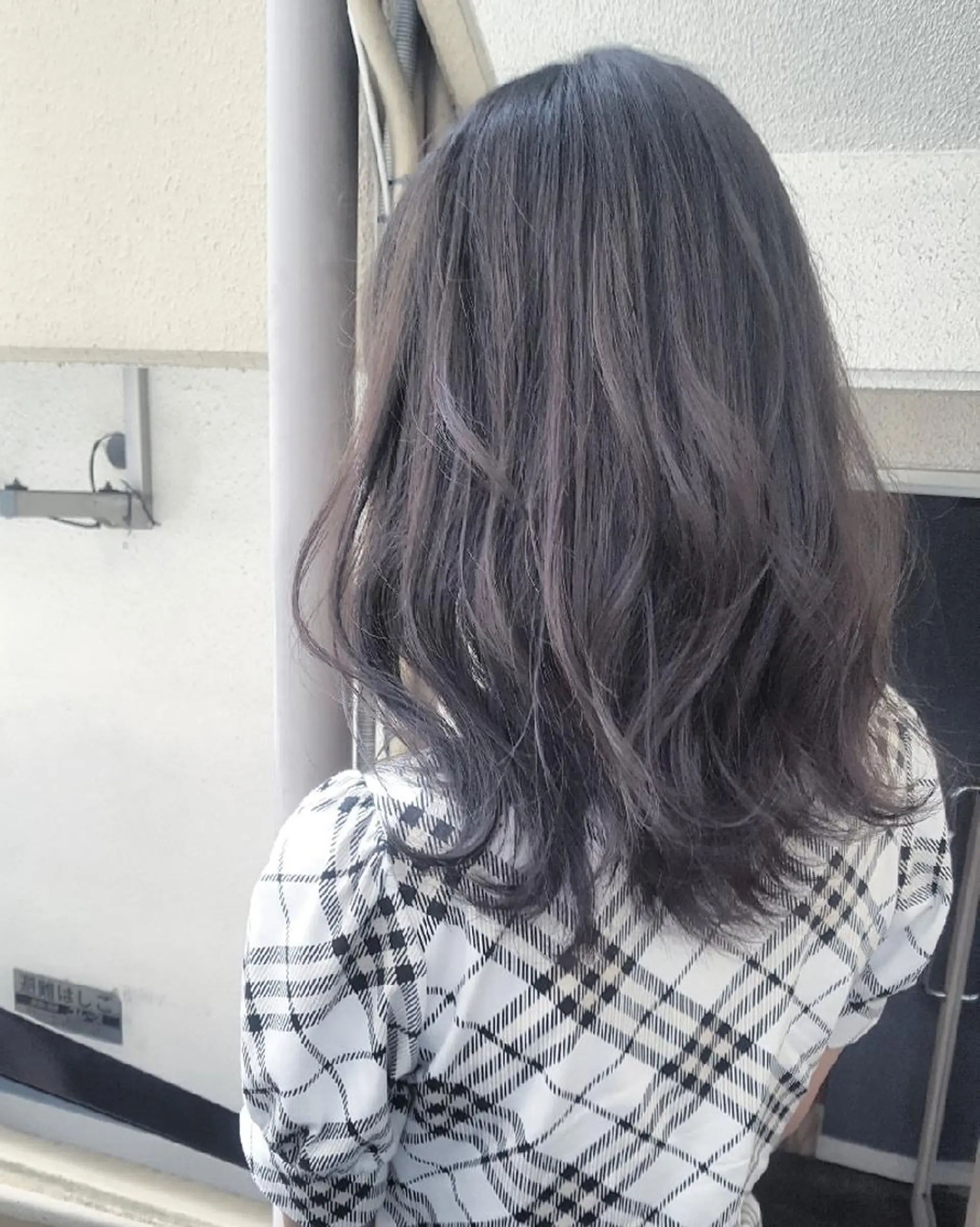 ミディアム カラー グレージュ ハイライトカラー ハイライト 🔳髪質改善🔳 岡本陽のヘアスタイル