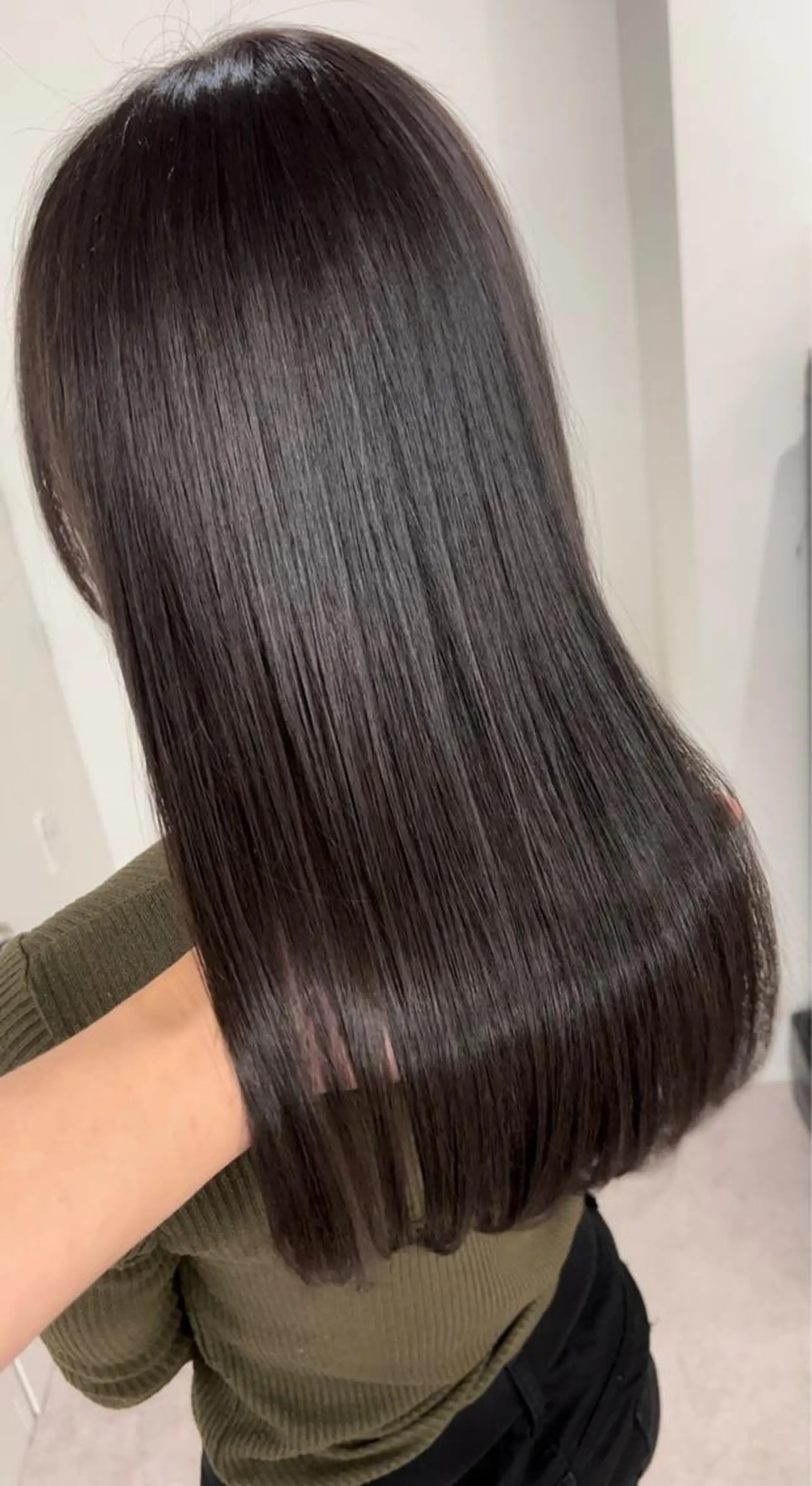 セミロング カット トリートメント 前髪カット無料🎉 髪質改善✨影山湧市のヘアスタイル