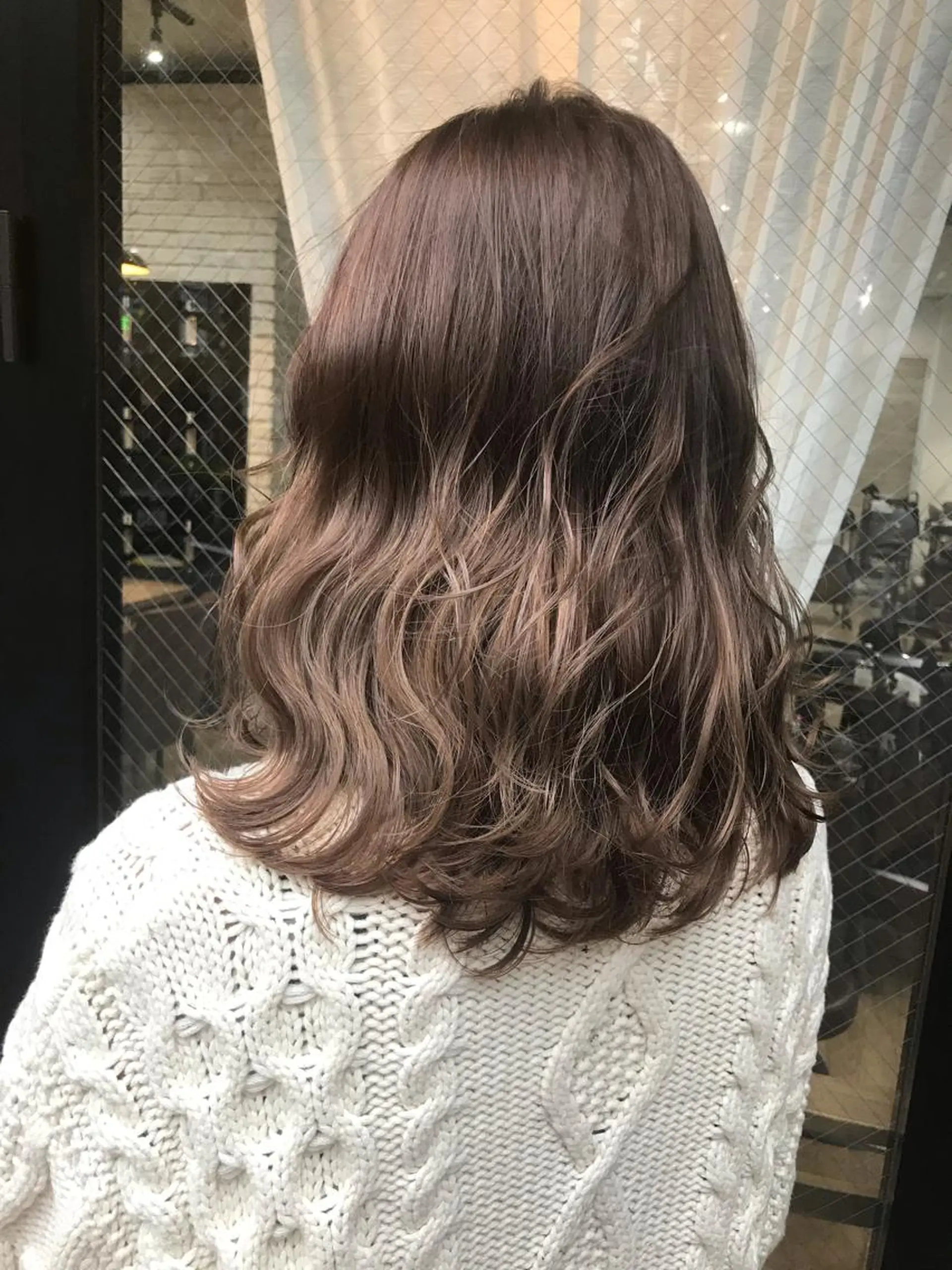 セミロング ヘアカラー トリートメント レイヤー/顔周り /AKARIのヘアスタイル