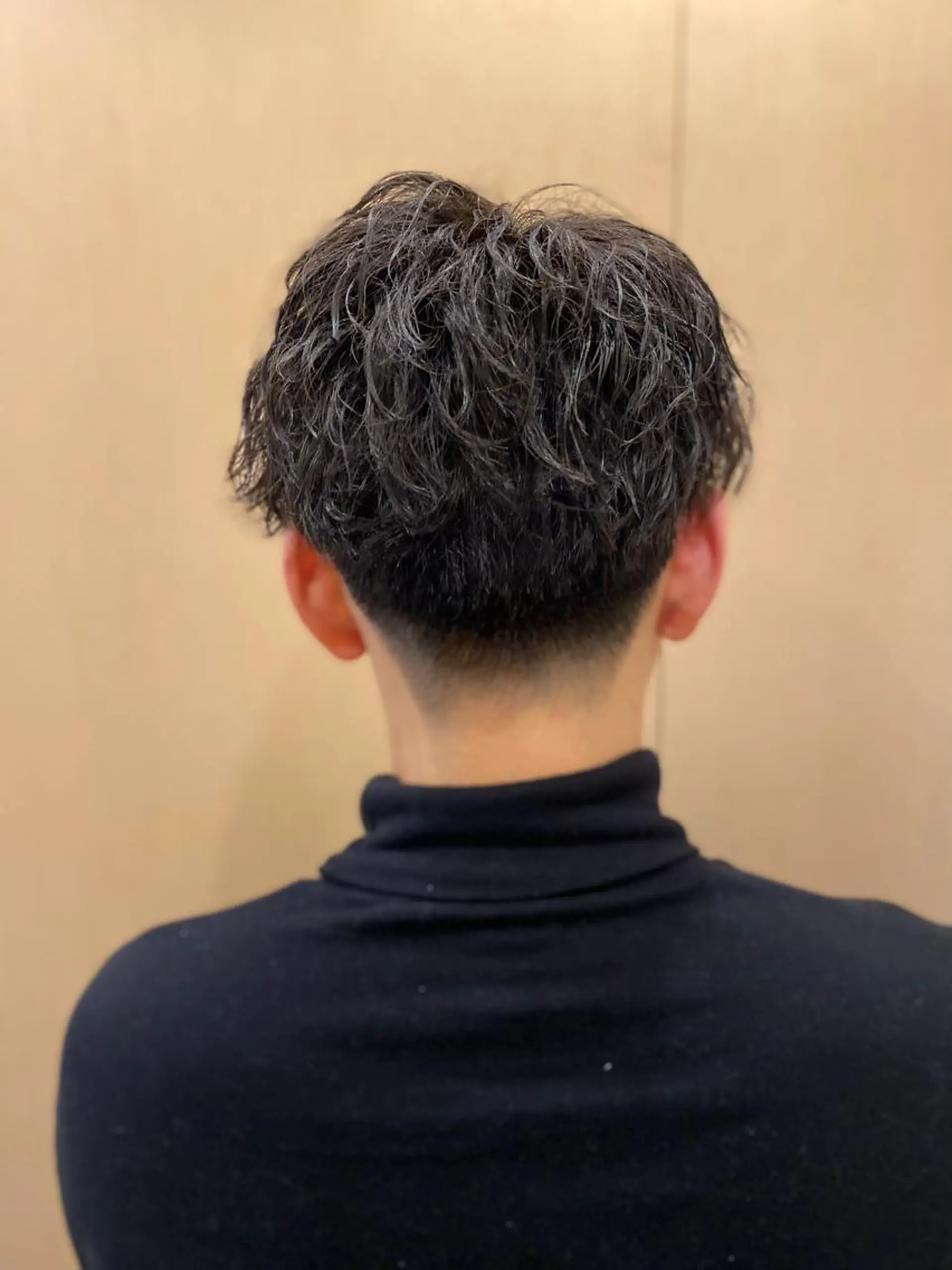 ショート パーマ 山田 哲平のヘアスタイル