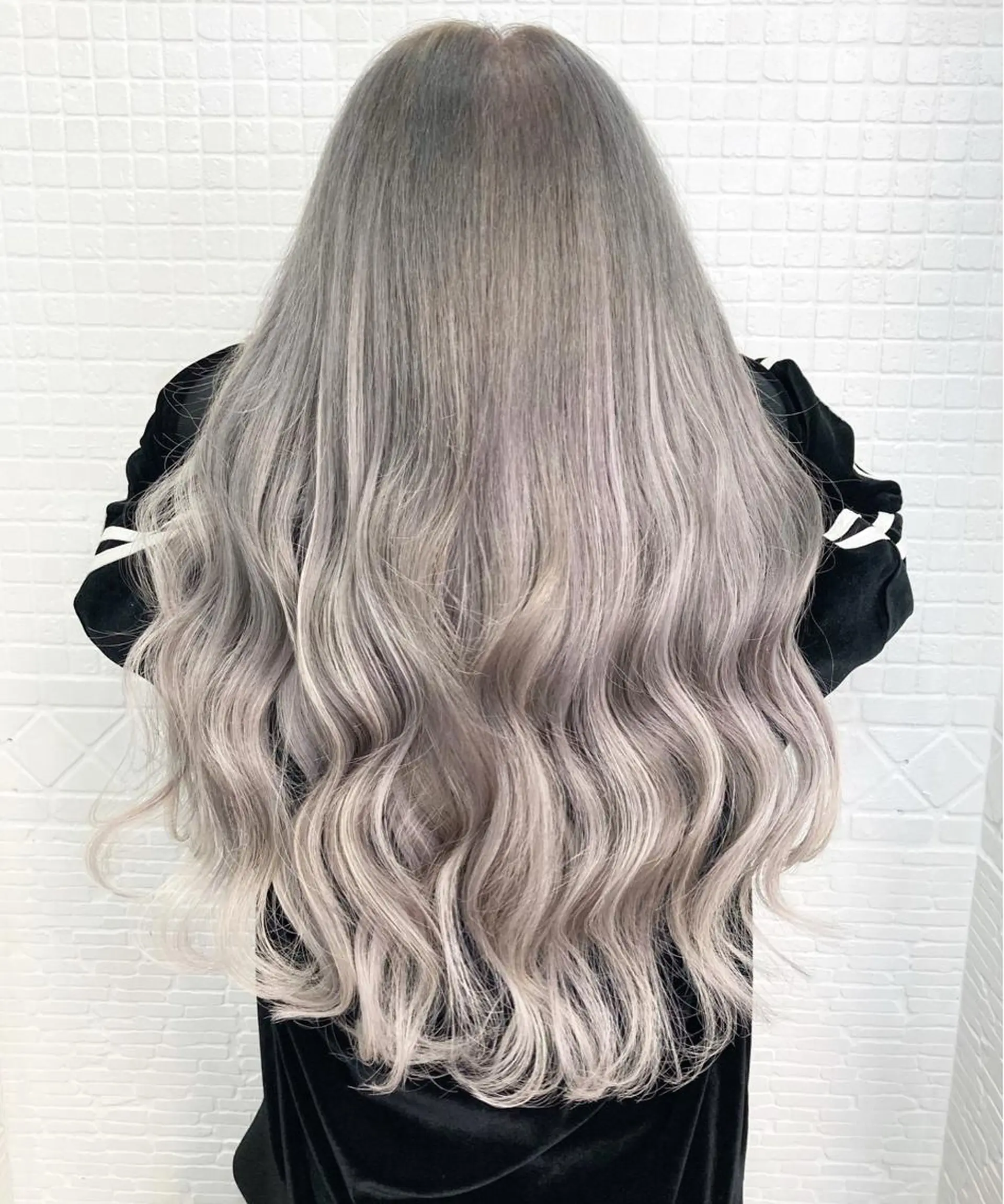 ロング カラー ヘアカラー ANKH CROSS 🦋mako🦋のヘアスタイル