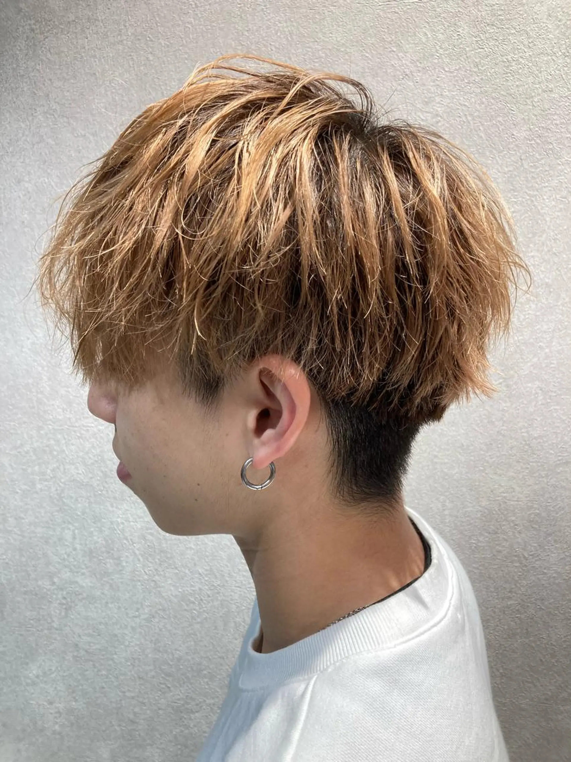 ショート カラー パーマ メンズ 宮下 弦也のヘアスタイル