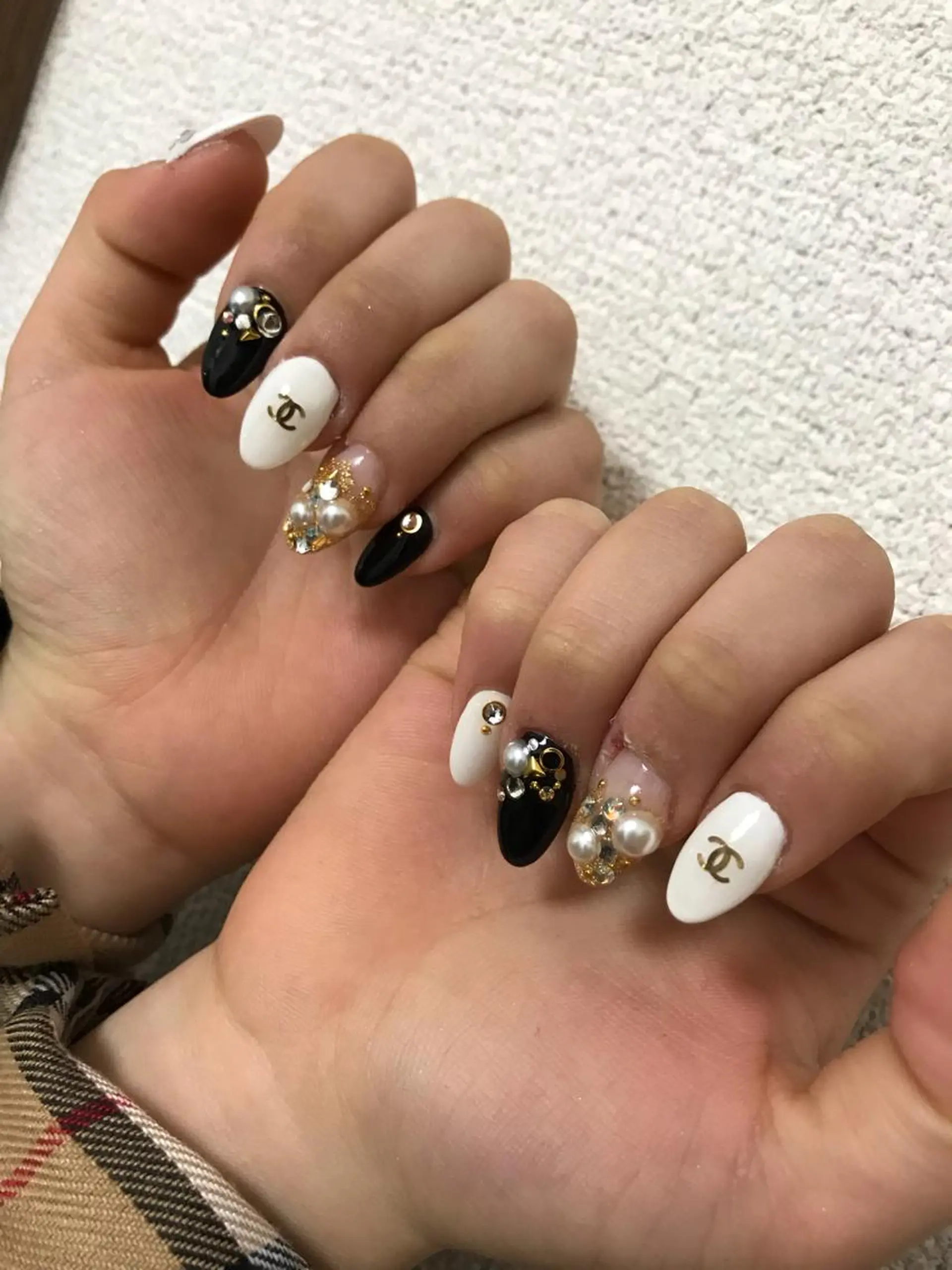 ロング パーマ ヘアアレンジ ネイル マツエク・マツパ Sunny side nailのネイルデザイン