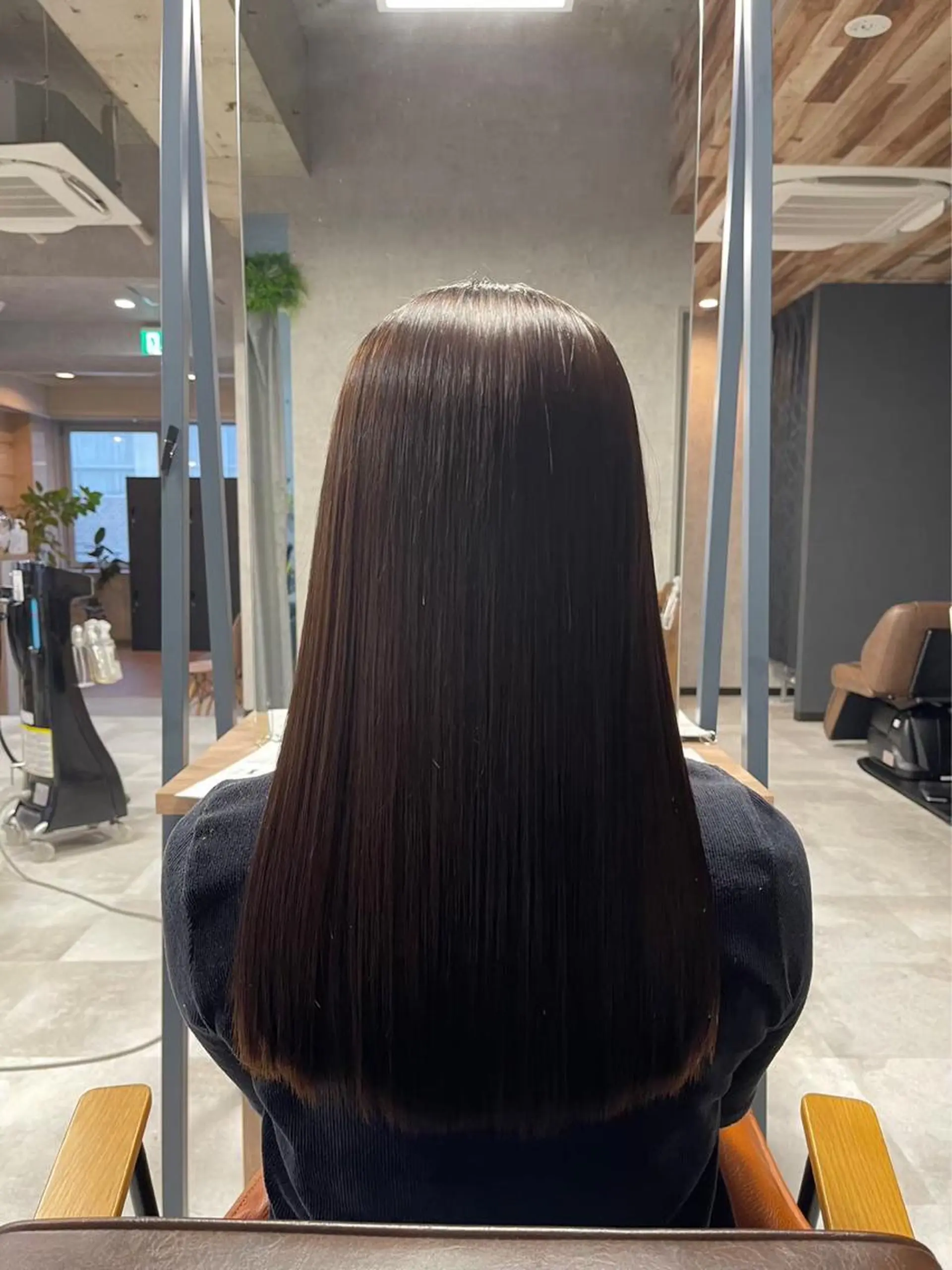 きょうか🩶 /艶髪/髪質改善のヘアスタイル