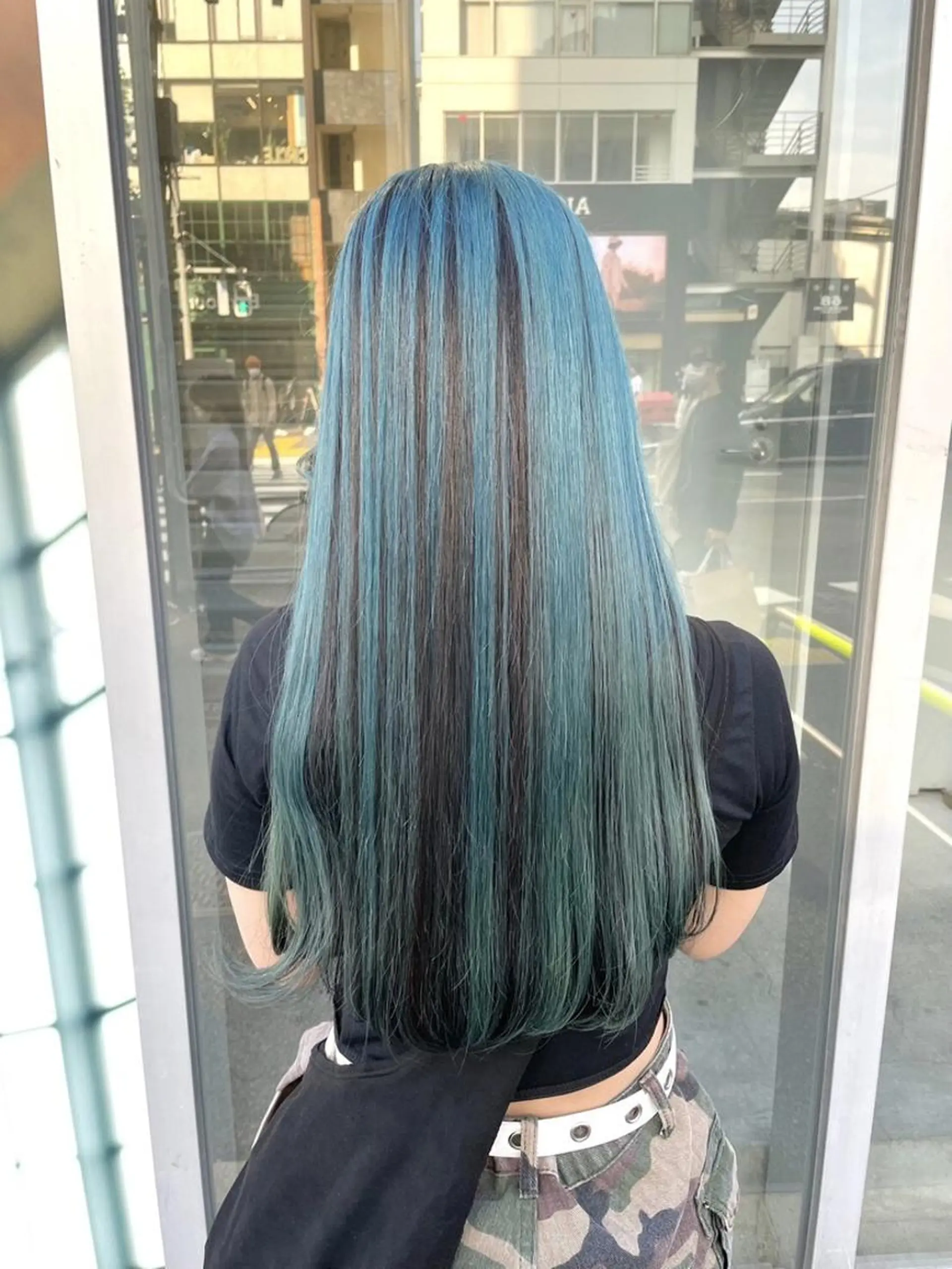 カラー 柔らか🪽うる艶 🎀ブリーチカラーのヘアスタイル