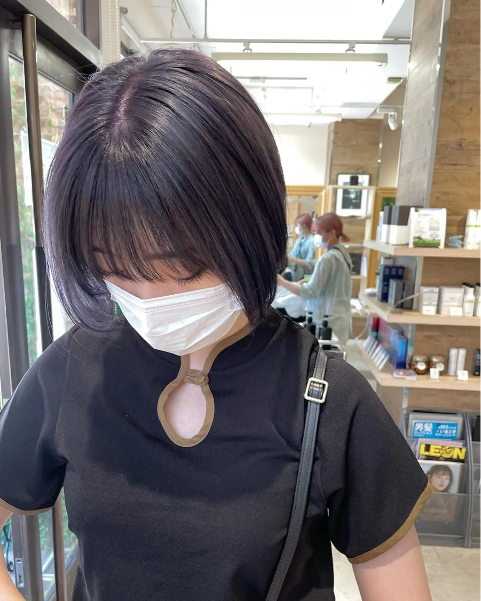 ミディアム レイヤーカット/ 透明感カラーmikuのヘアスタイル