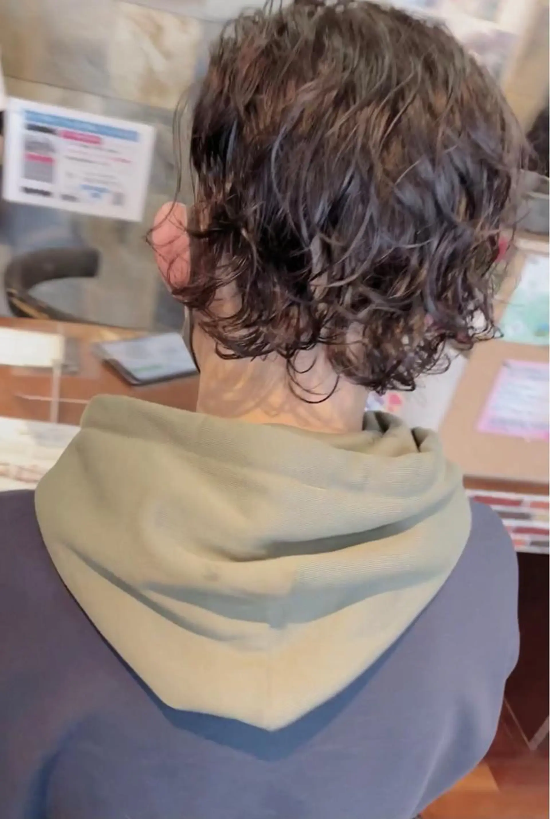 ショート パーマ メンズ フェードカット メンズパーマ 福見 美保のヘアスタイル