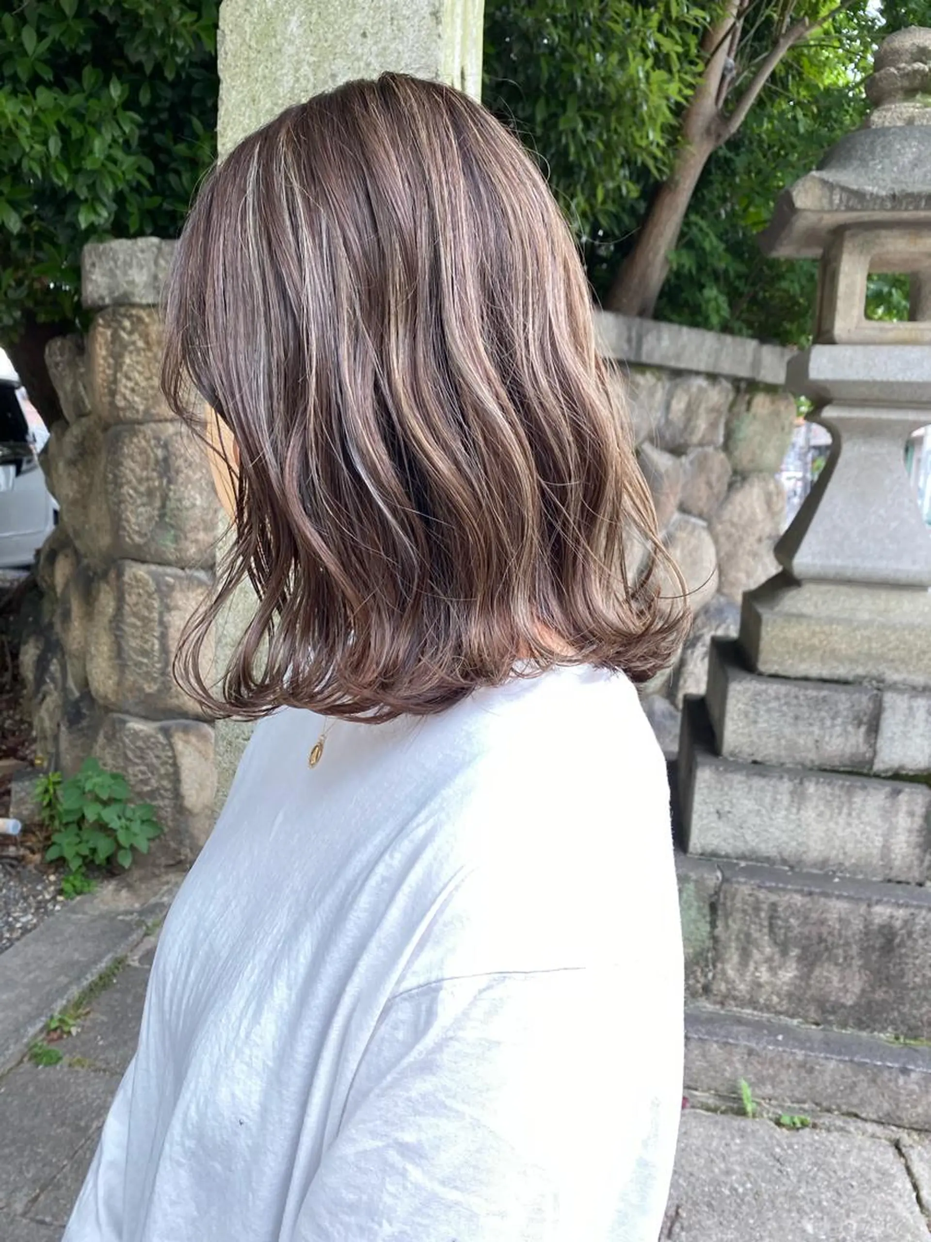 ミディアム カラー ブリーチ ハイライトカラー ハイライト ハイライトカラー MINAMIのヘアスタイル