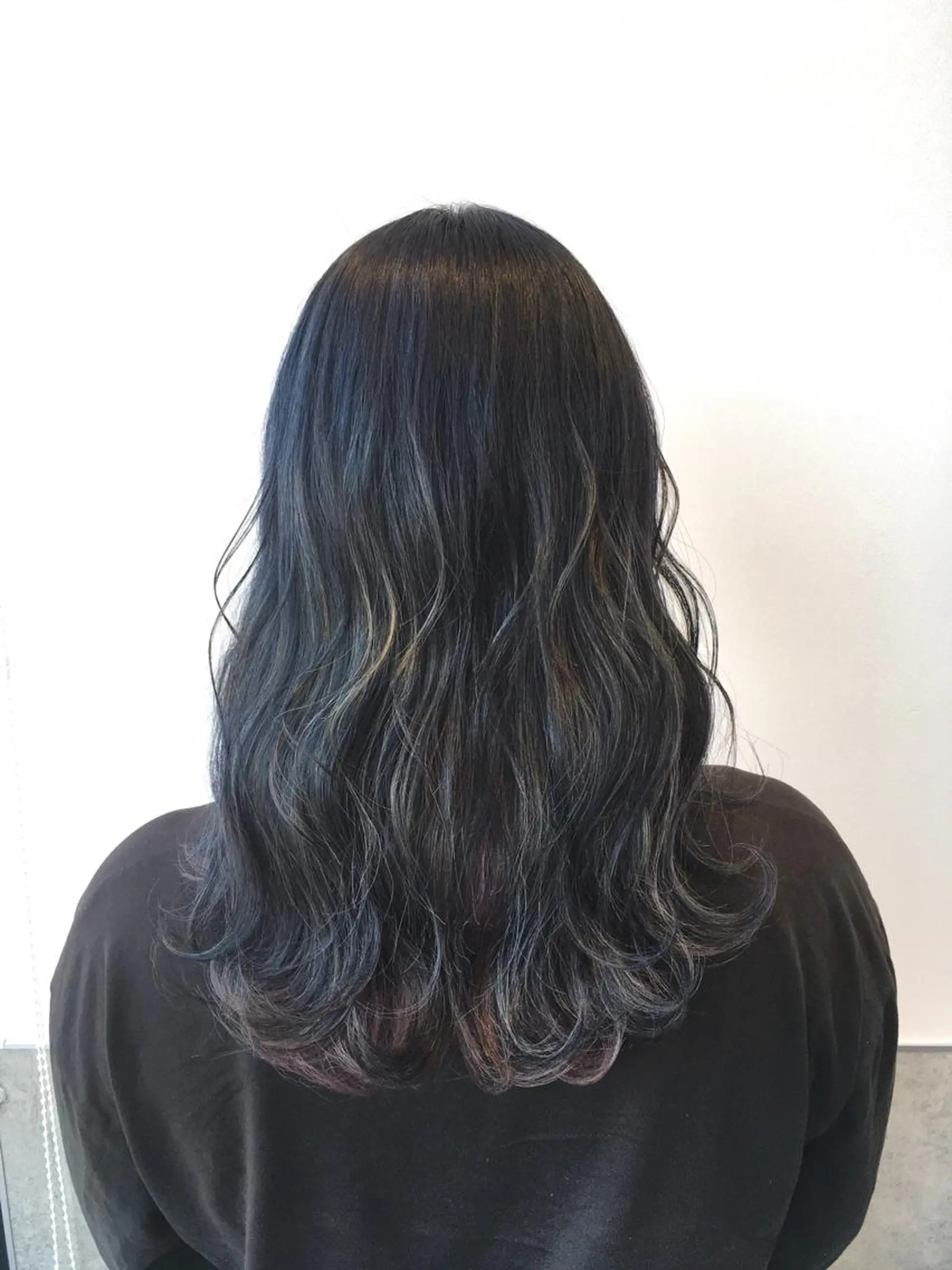 ロング カラー ブルーカラー ブルージュ ヘアカラー トリートメント ヘアセット yoshi ☆のヘアスタイル