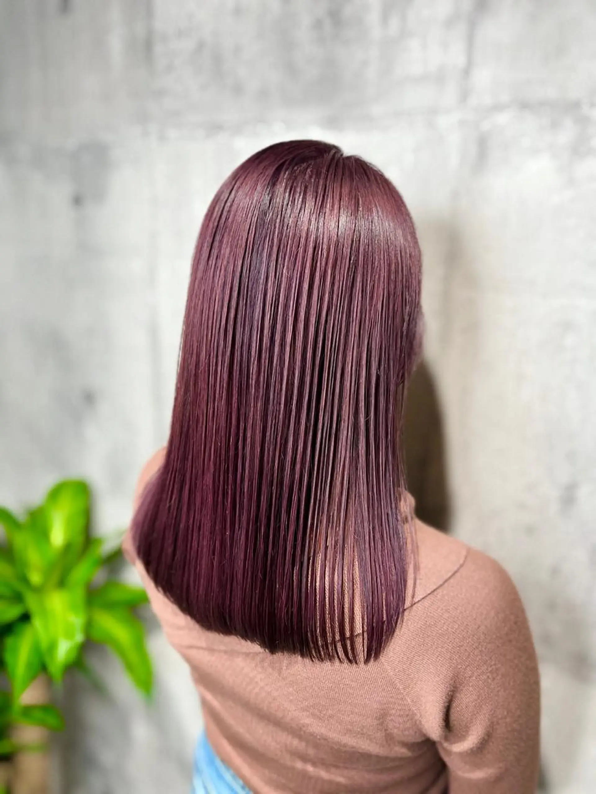 ロング カラー ピンクカラー mimiiy梅田 中崎町ハイトーンのヘアスタイル