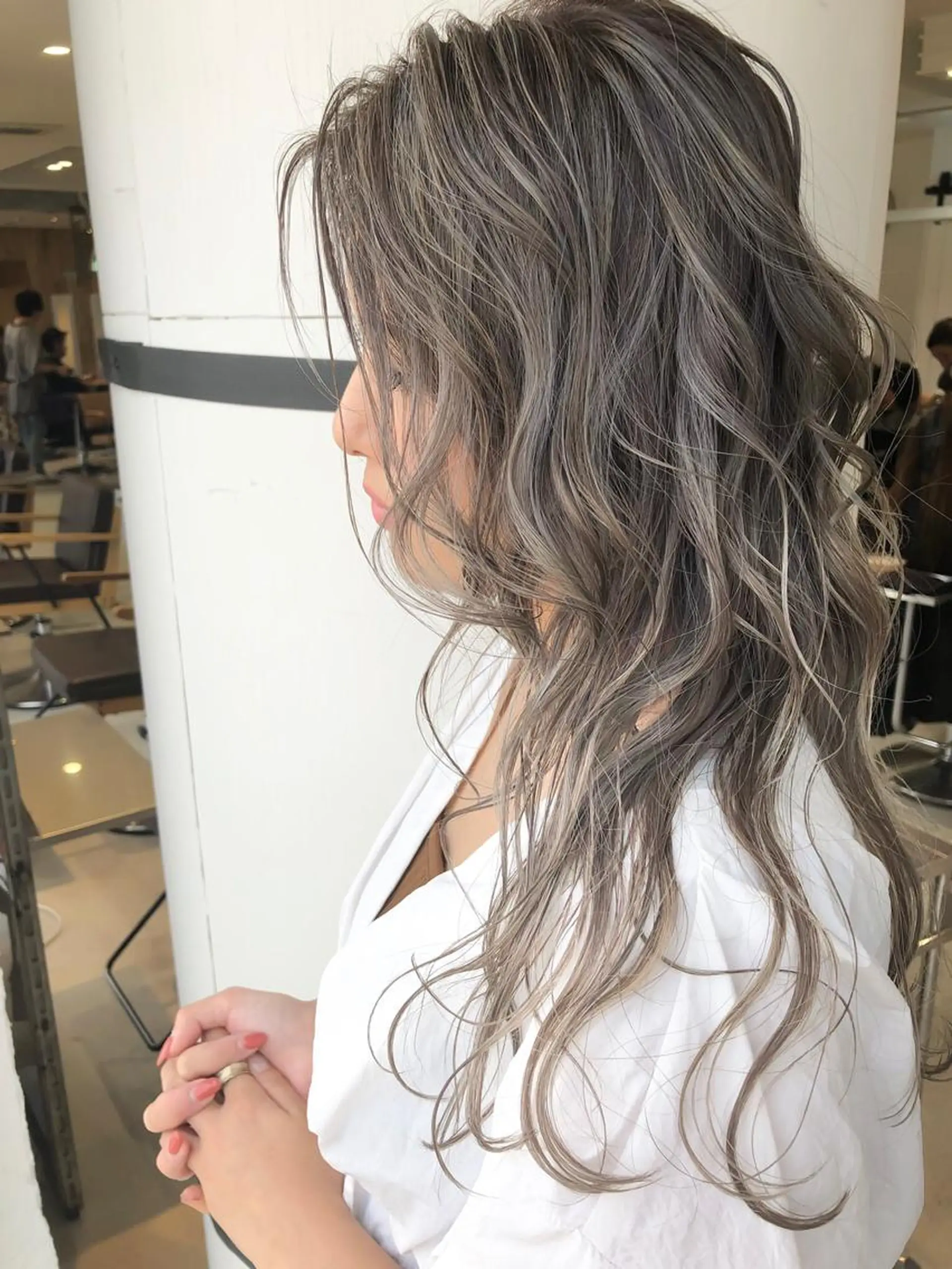 ロング カラー welring hair salonのヘアスタイル