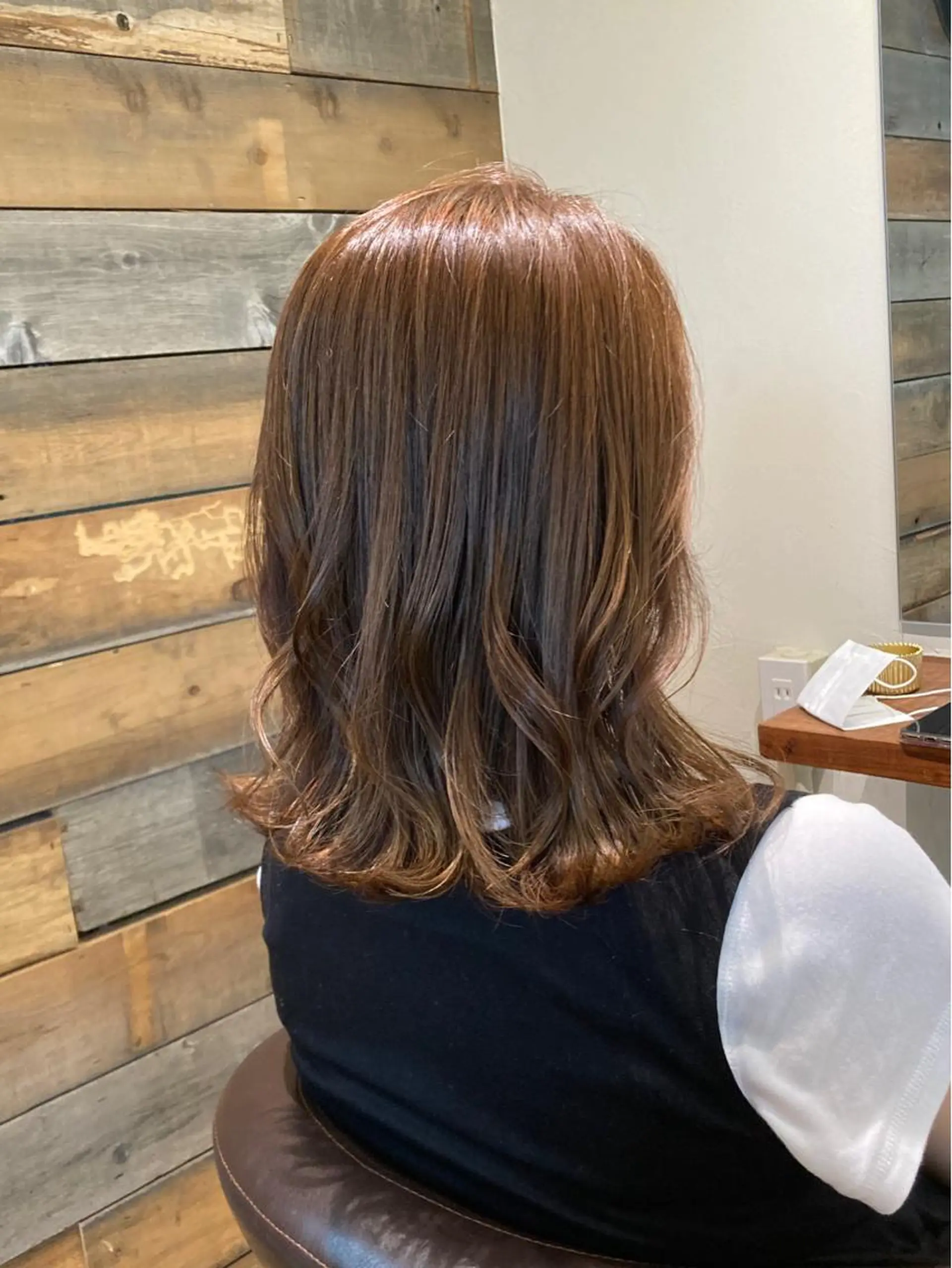 ミディアム カラー ベージュカラー オレンジ オレンジベージュ ヘアカラー 梅山 美侑のヘアスタイル