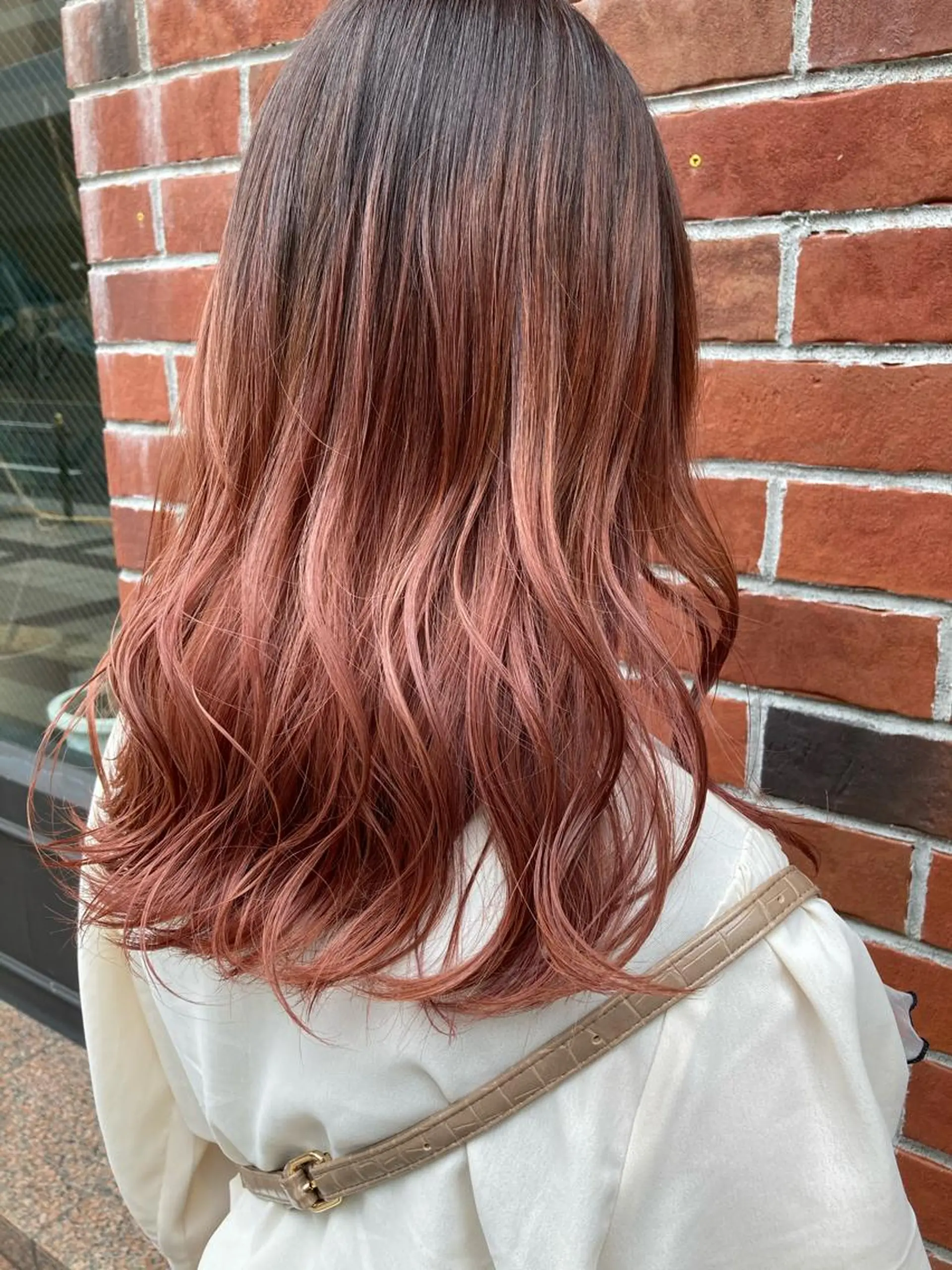 ミディアム カラー ヘアカラー トリートメント 髪質改善/痛ませ ないカラー/西村航大のヘアスタイル