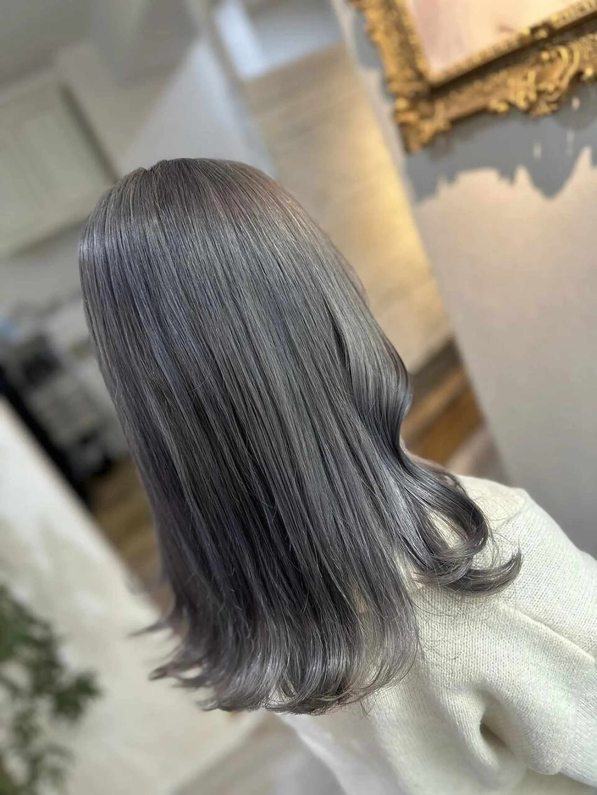 セミロング ハイライト 髪質改善 韓国風ヘア レイヤーカット 小顔カット カット ヘアカラー トリートメント TIGRE for hairのヘアスタイル