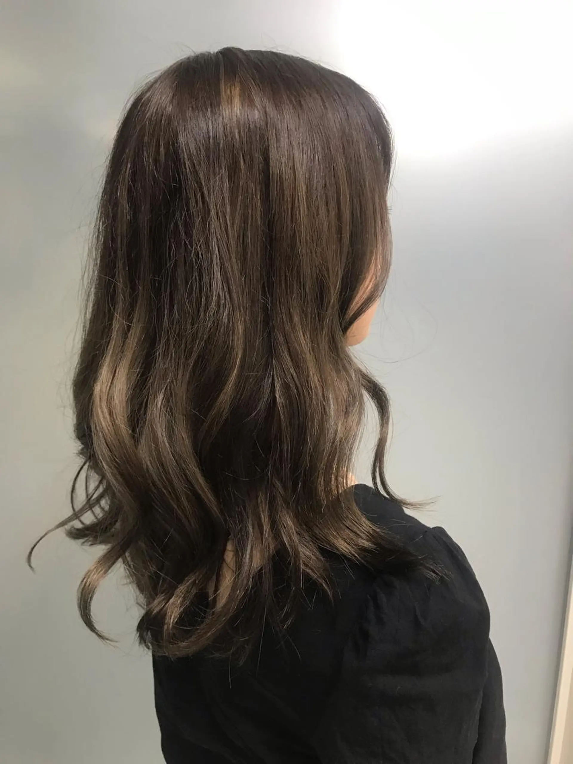 ロング カット ヘアカラー トリートメント 吉原 頌平のヘアスタイル