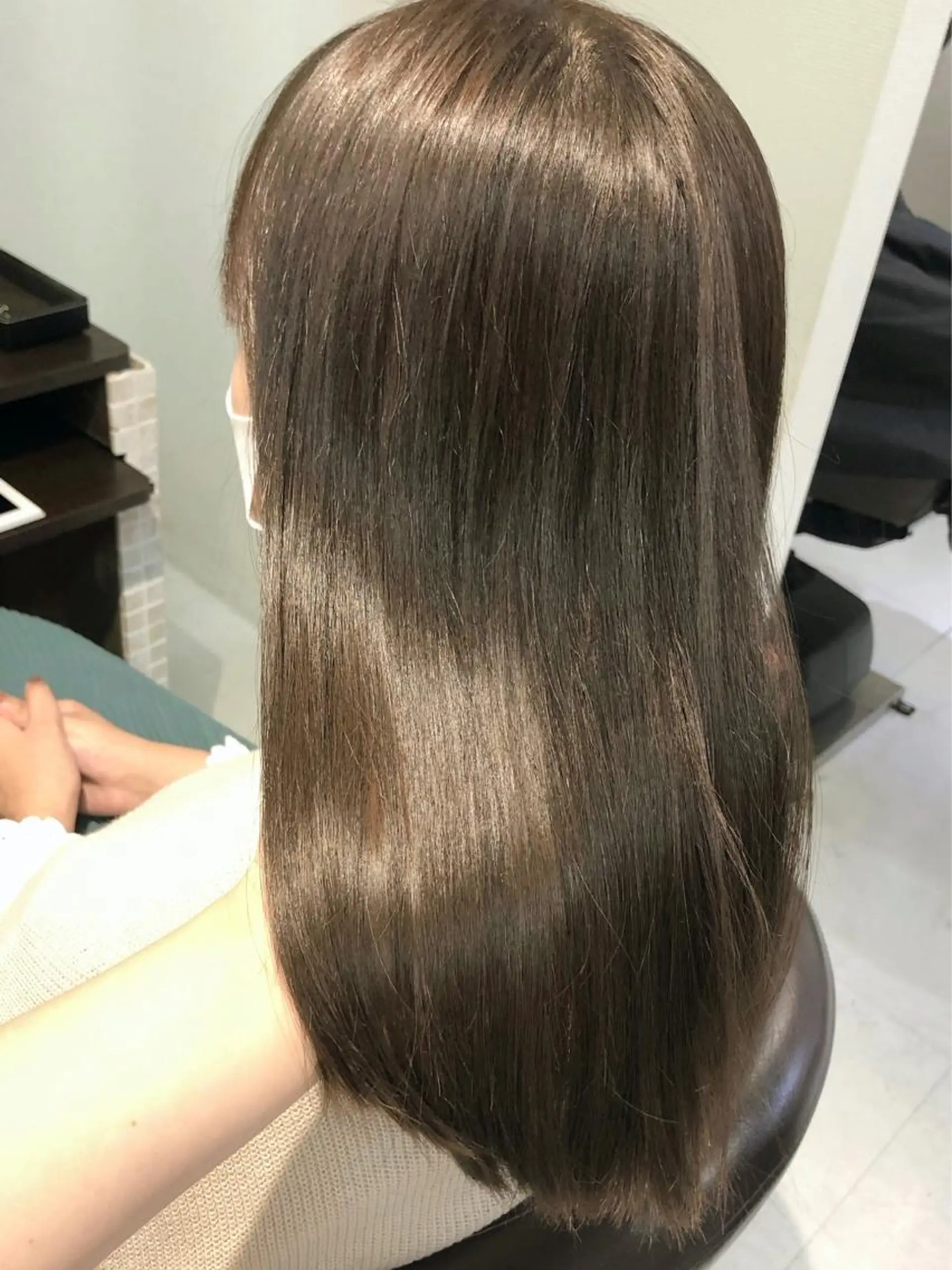 セミロング カラー カット ヘアカラー トリートメント メンズ似合わせ🪞 副店長 kotoriのヘアスタイル