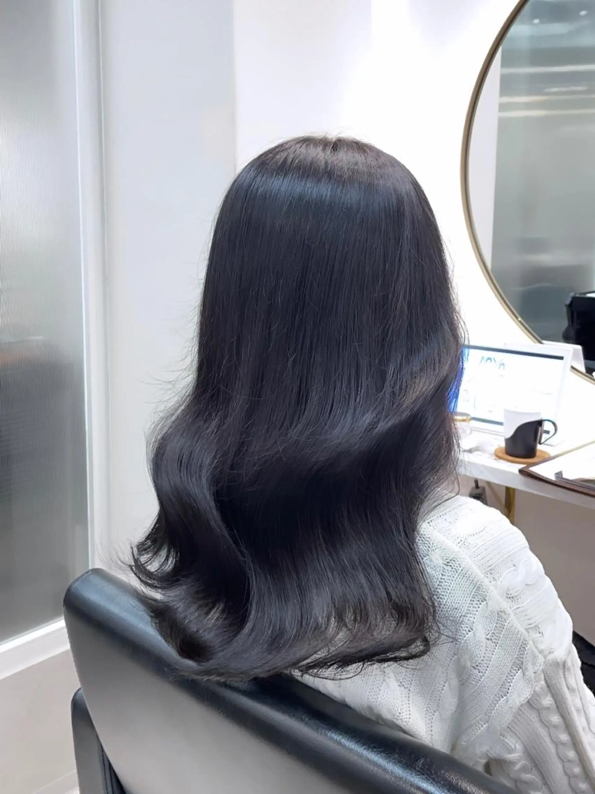 セミロング カラー ヨシンモリ カット ヘアカラー 髪質改善🇰🇷 アサイユウスケのヘアスタイル