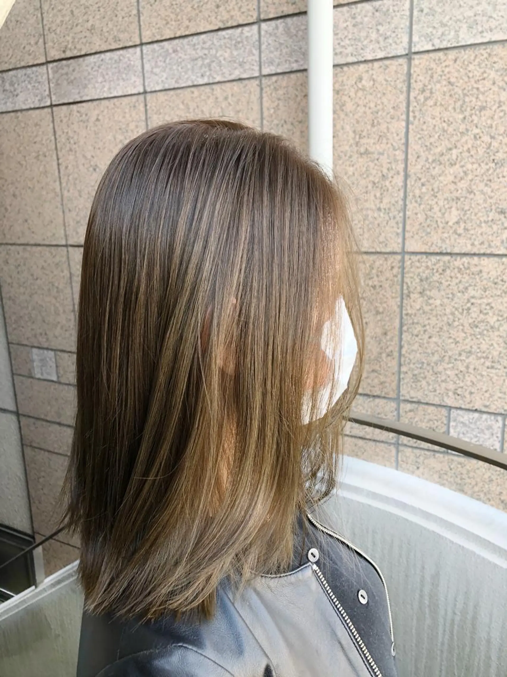 ミディアム カラーアンドケアリタ kitamuuuのヘアスタイル
