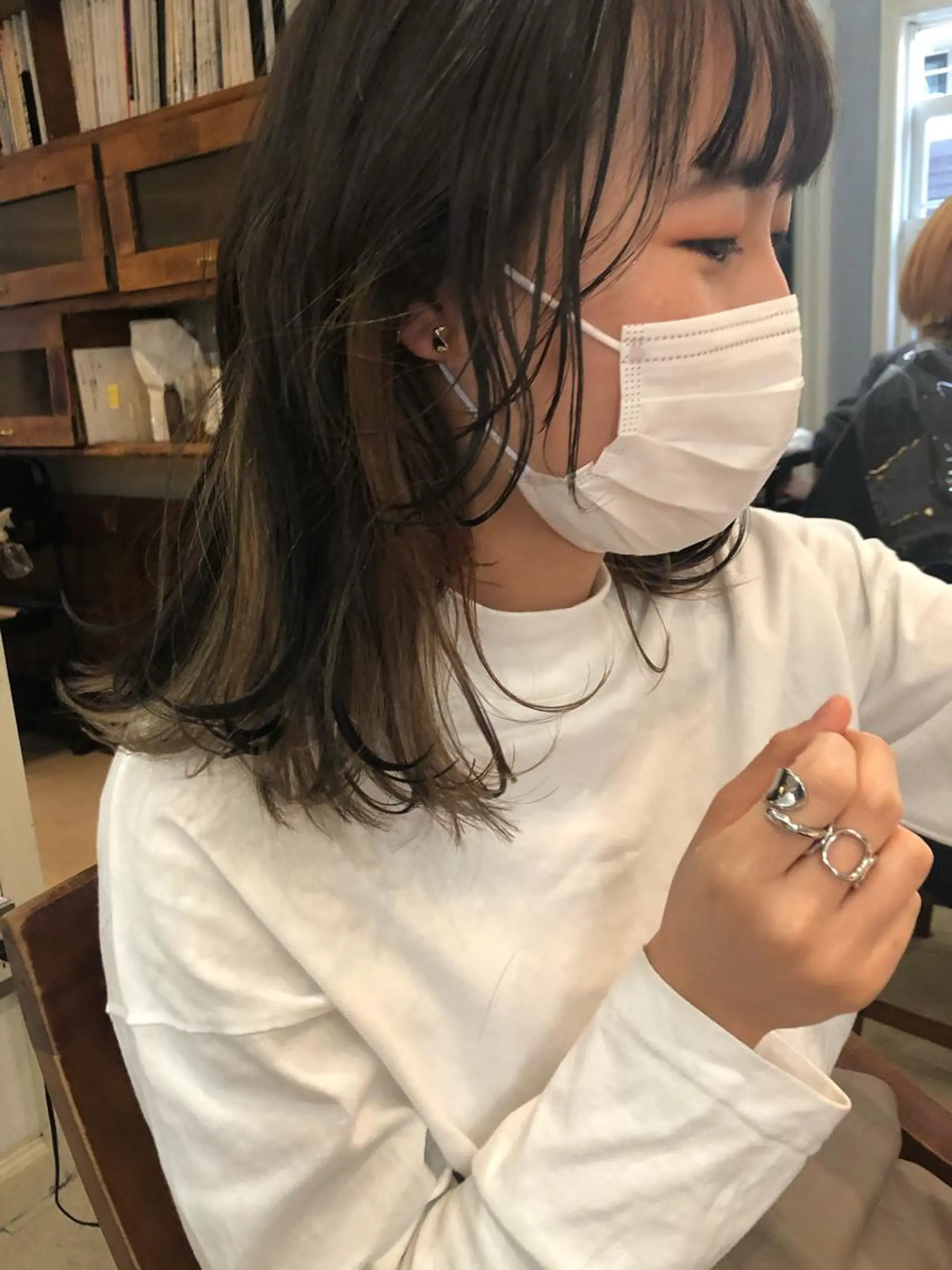 セミロング カラー eri kinjoのヘアスタイル