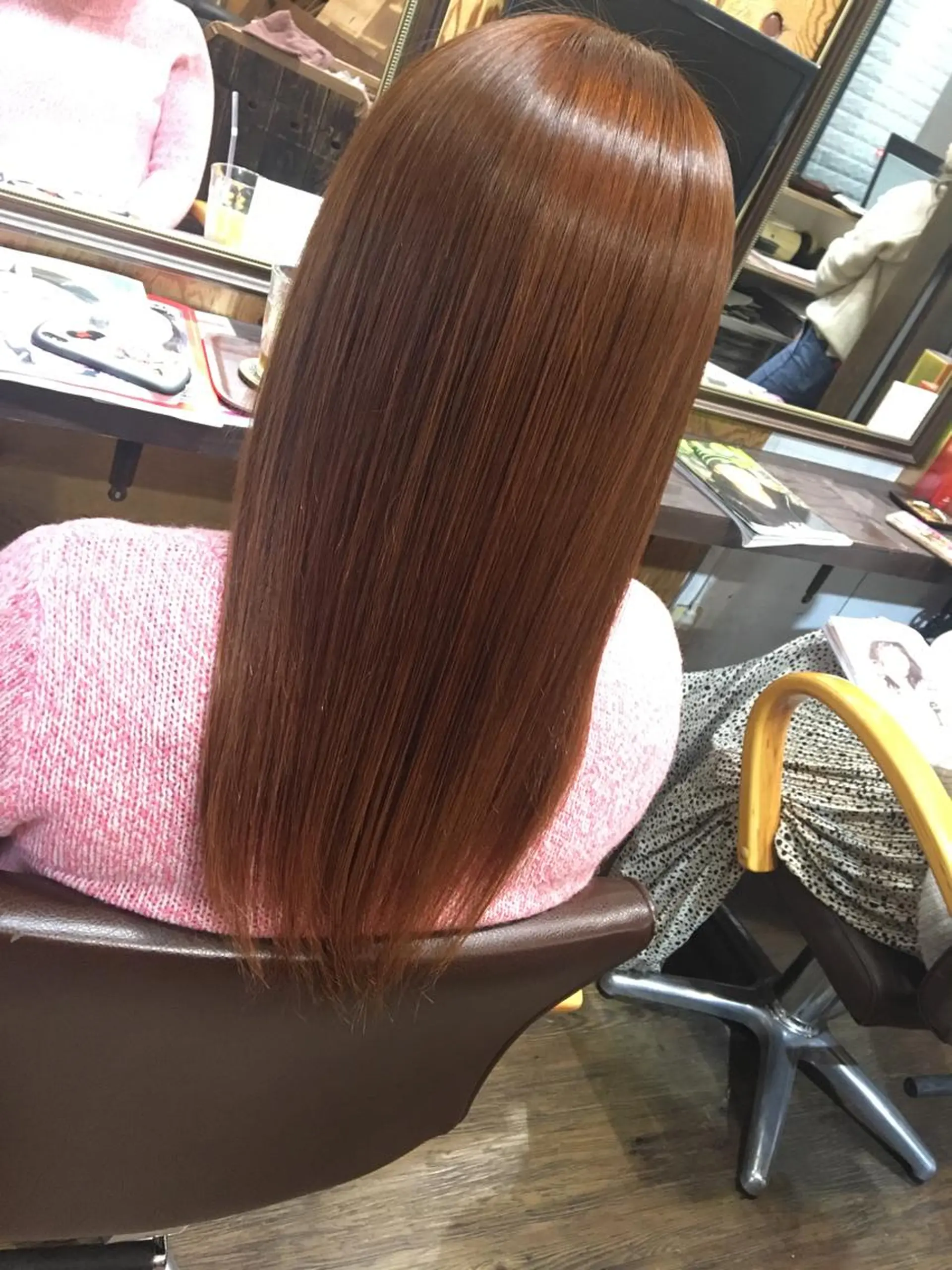 ロング カラー ブラウンカラー ピンクカラー ピンクブラウン IwAsh大和駅前店 河野亜里香のヘアスタイル