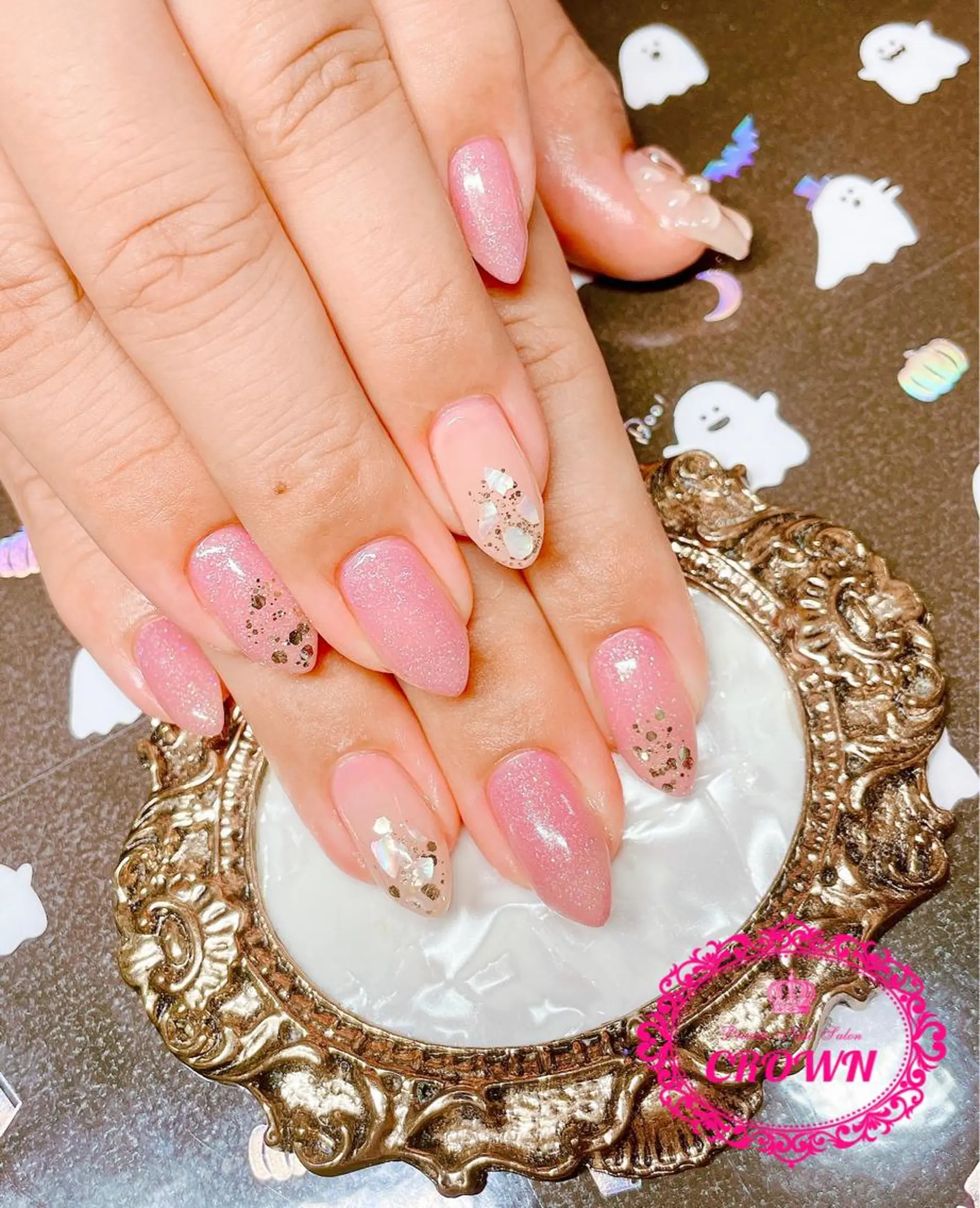 ネイル CROWN プライベートサロンのネイルデザイン