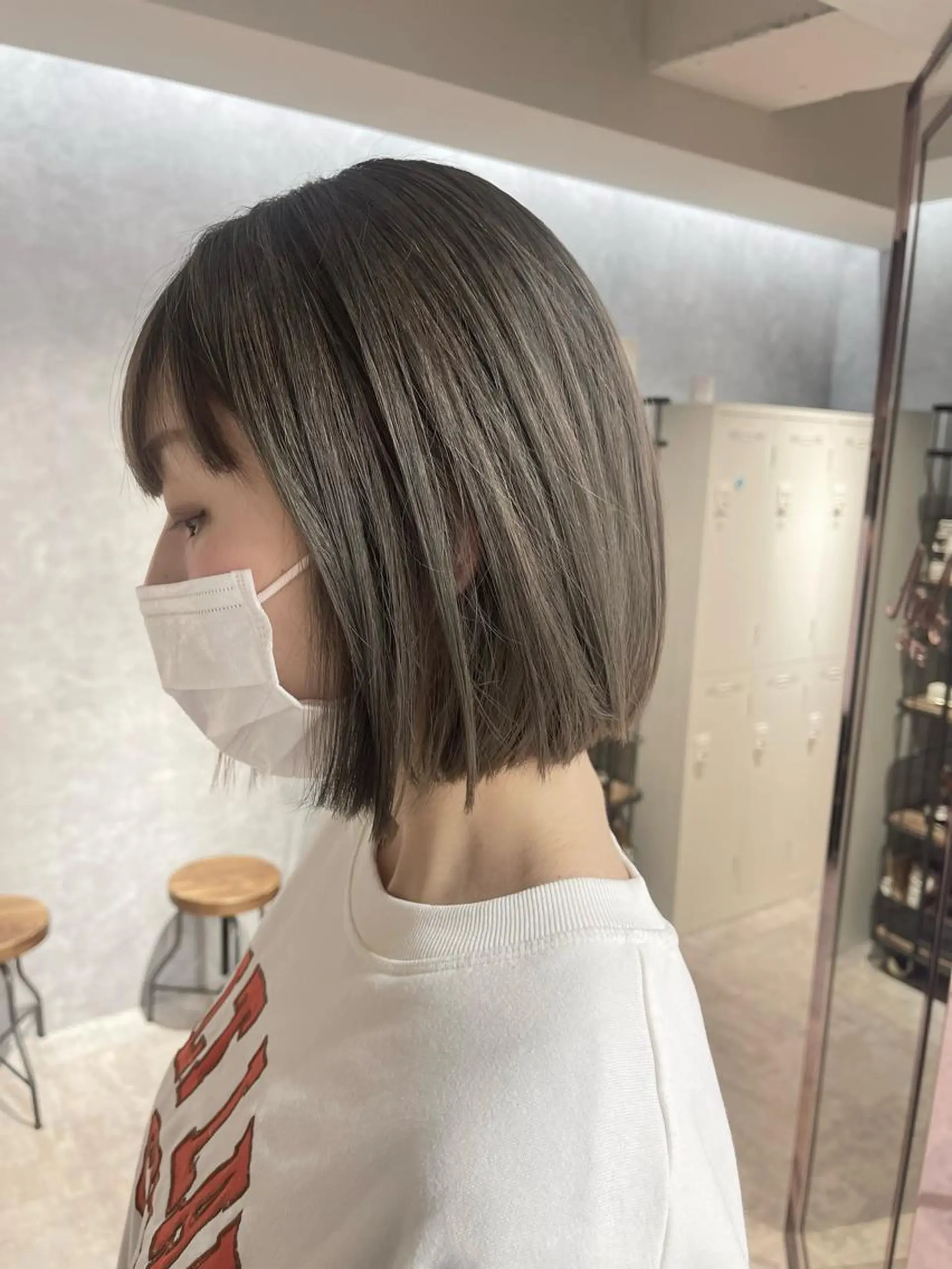 ショート カラー ブリーチ ケアブリーチ ハイライトカラー インナーカラー ハイライト カット ヘアカラー オフホワイトアンドなんば所属・福西 洋斗のヘアスタイル