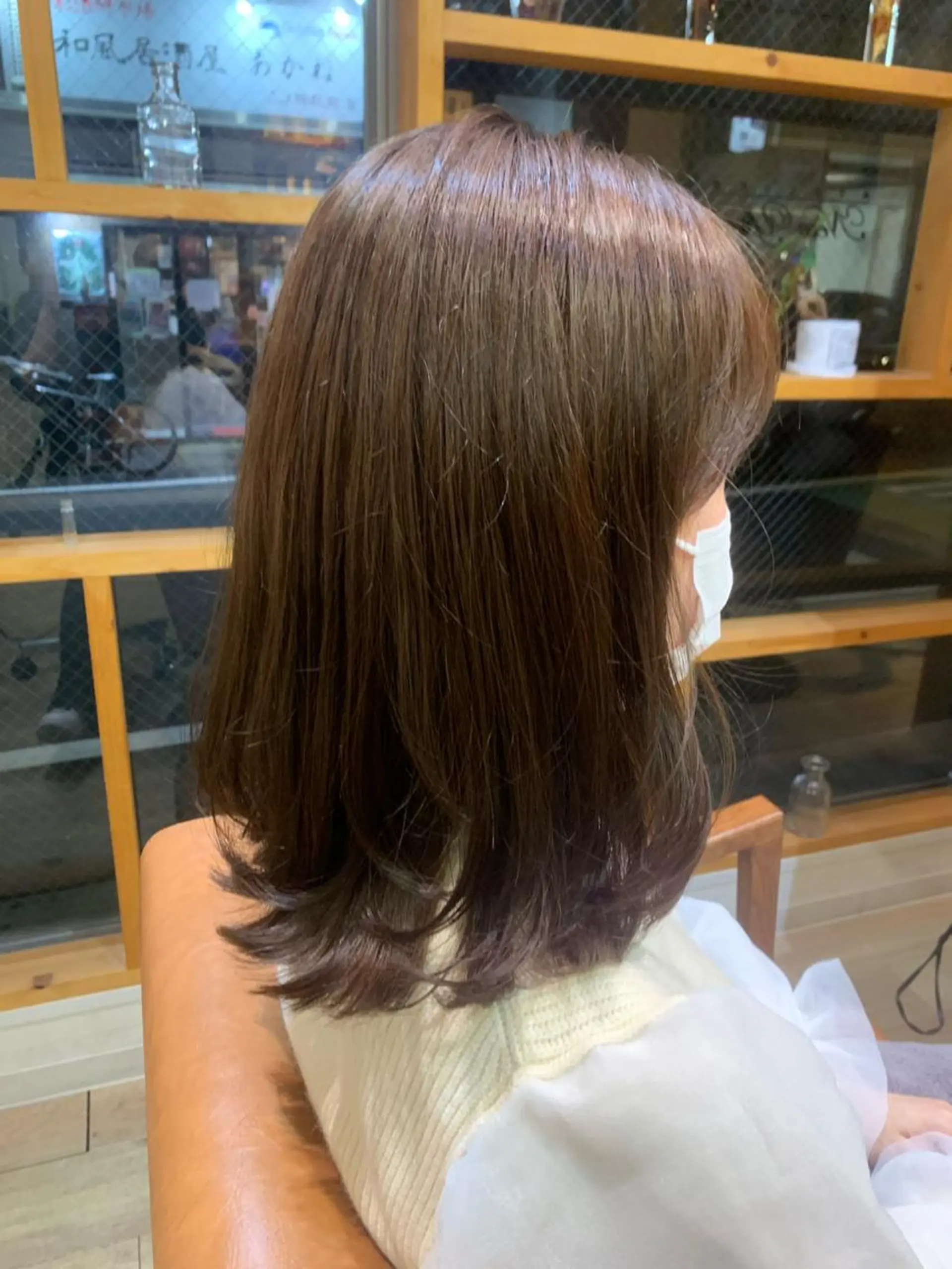 ミディアム Atelier NEWYORK　三ノ輪店所属・アトリエニューヨーク 三ノ輪店のヘアスタイル