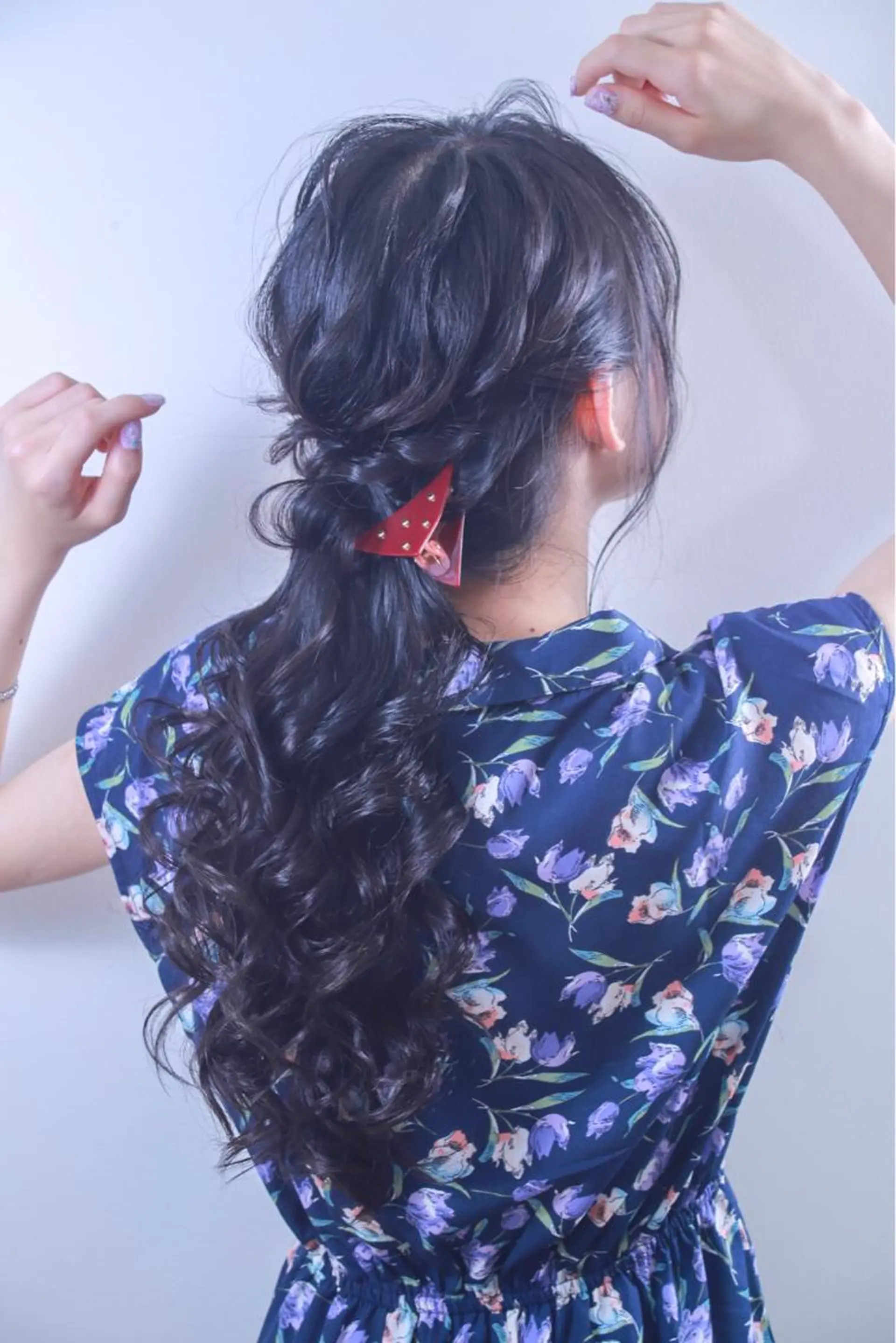 ロング カラー ヘアアレンジ 伊藤 裕貴のヘアスタイル